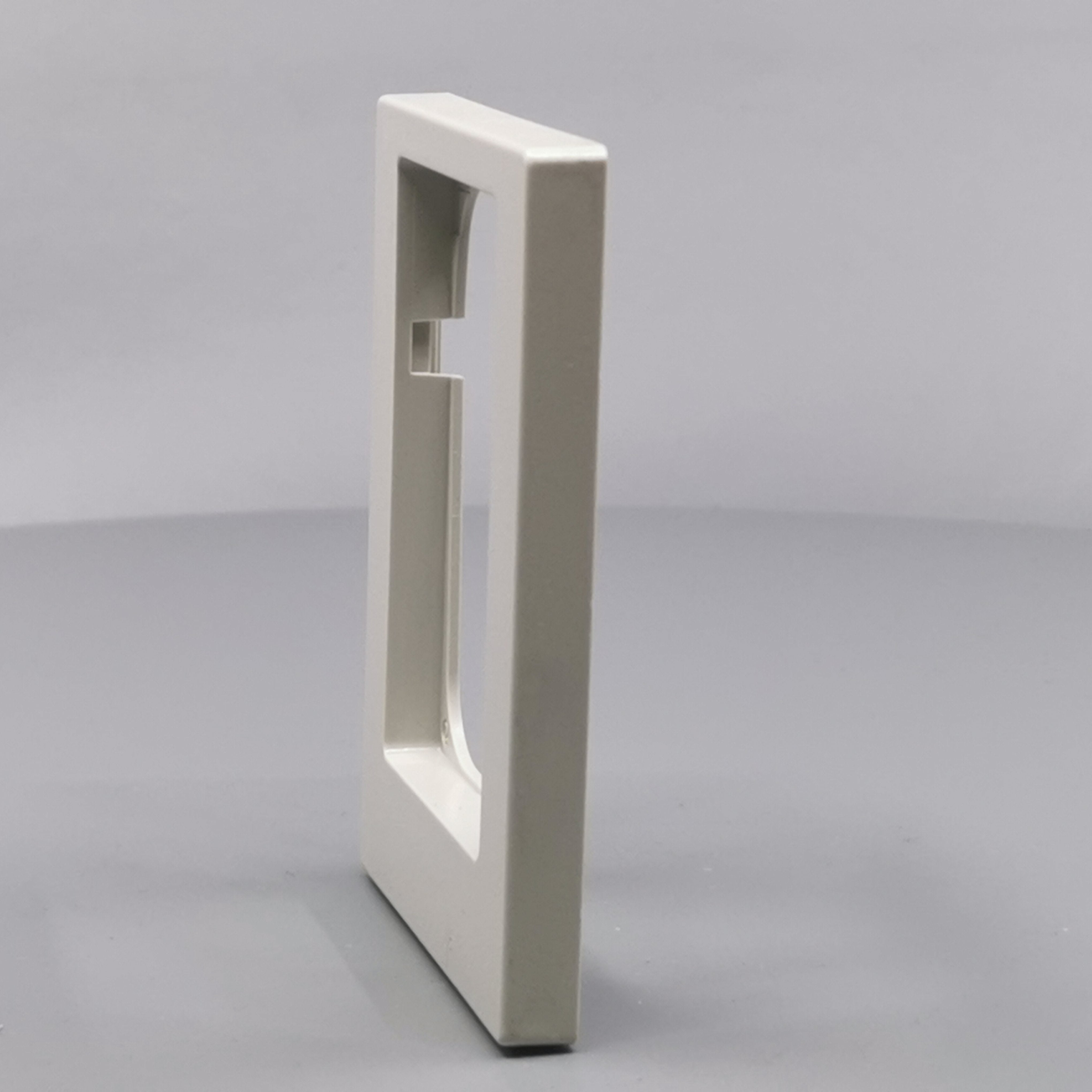 LK Fuga ramme Baseline 68 1½m asymmetrisk - lysegrå