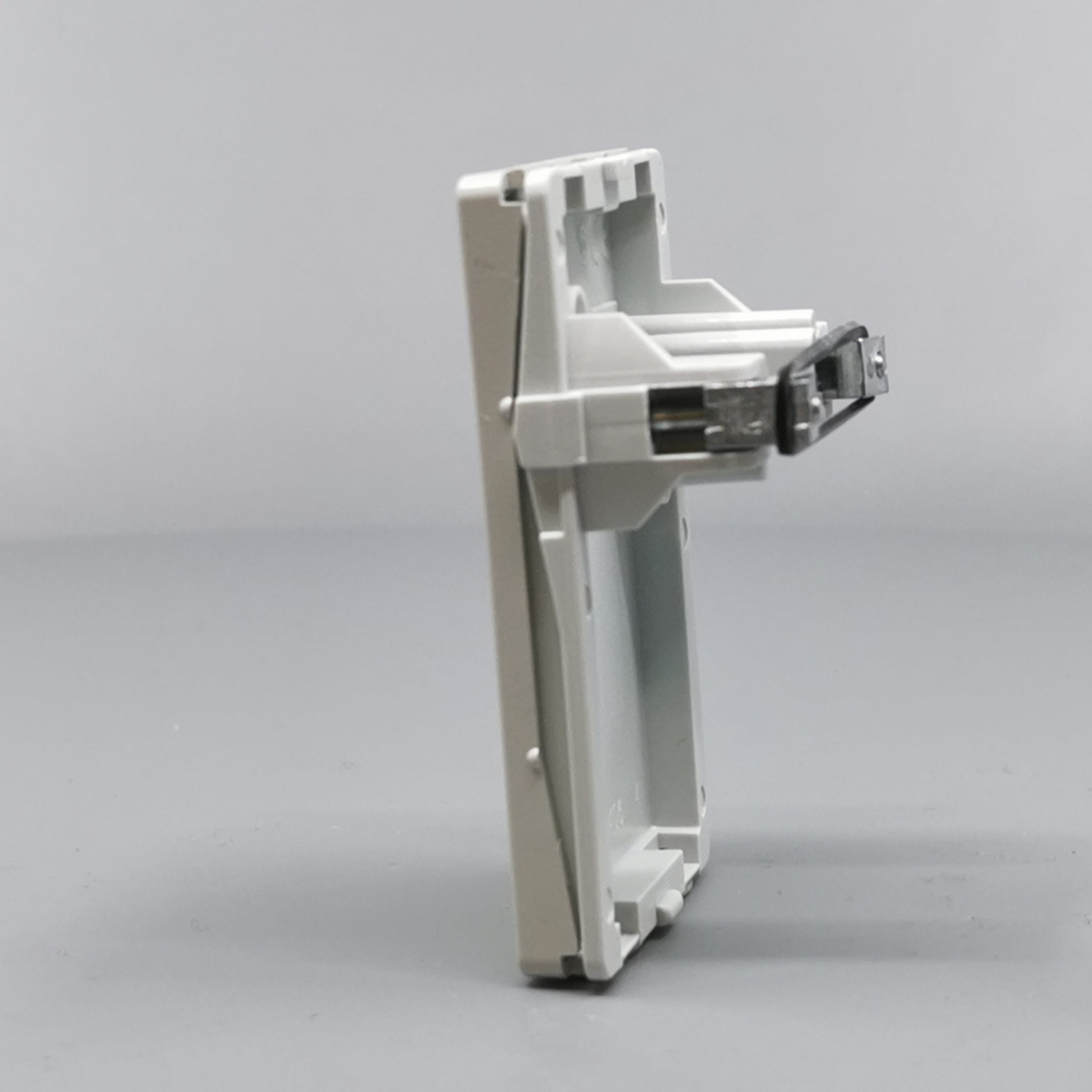 Fuga 1½ modul blænddæksel lysegrå