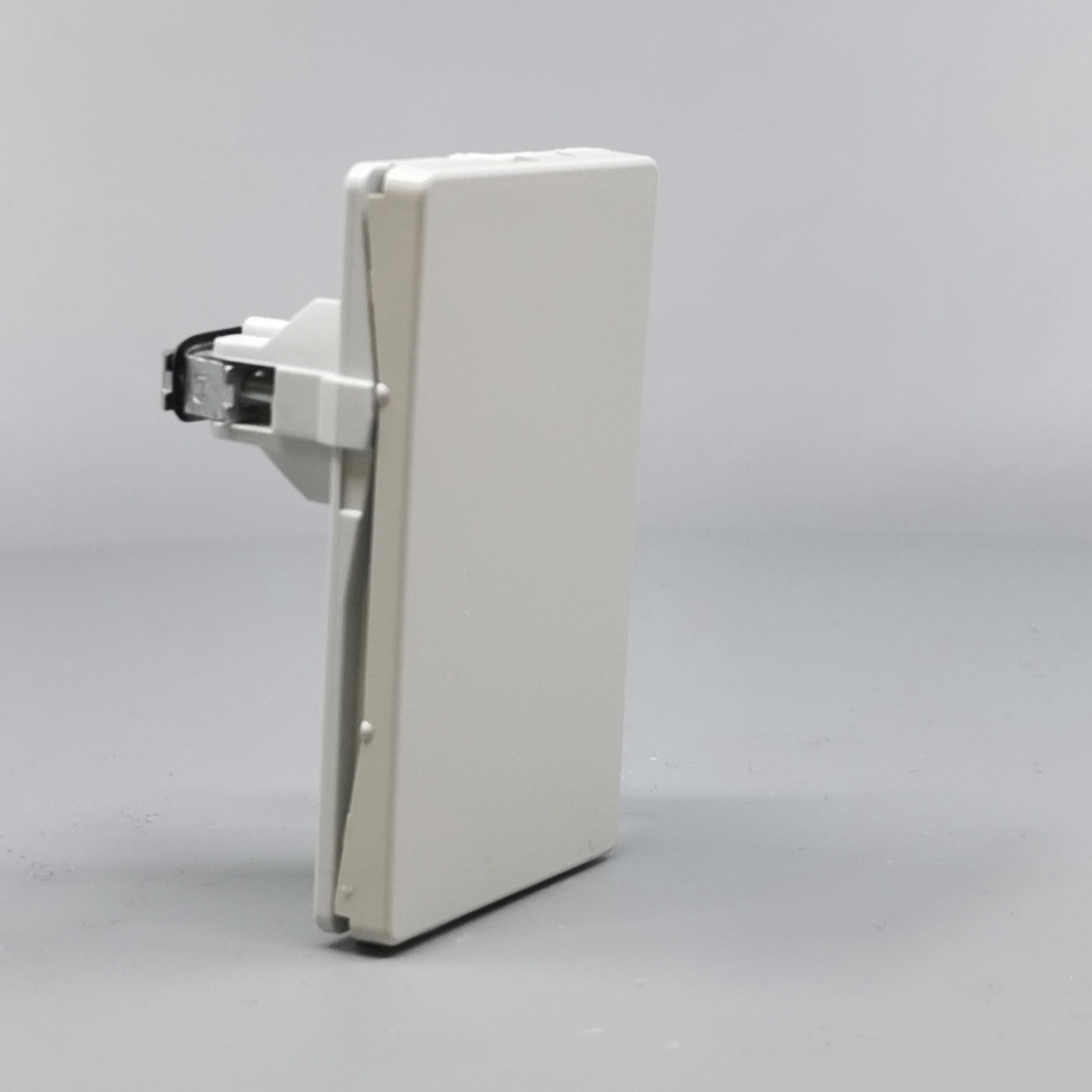 Fuga 1½ modul blænddæksel lysegrå