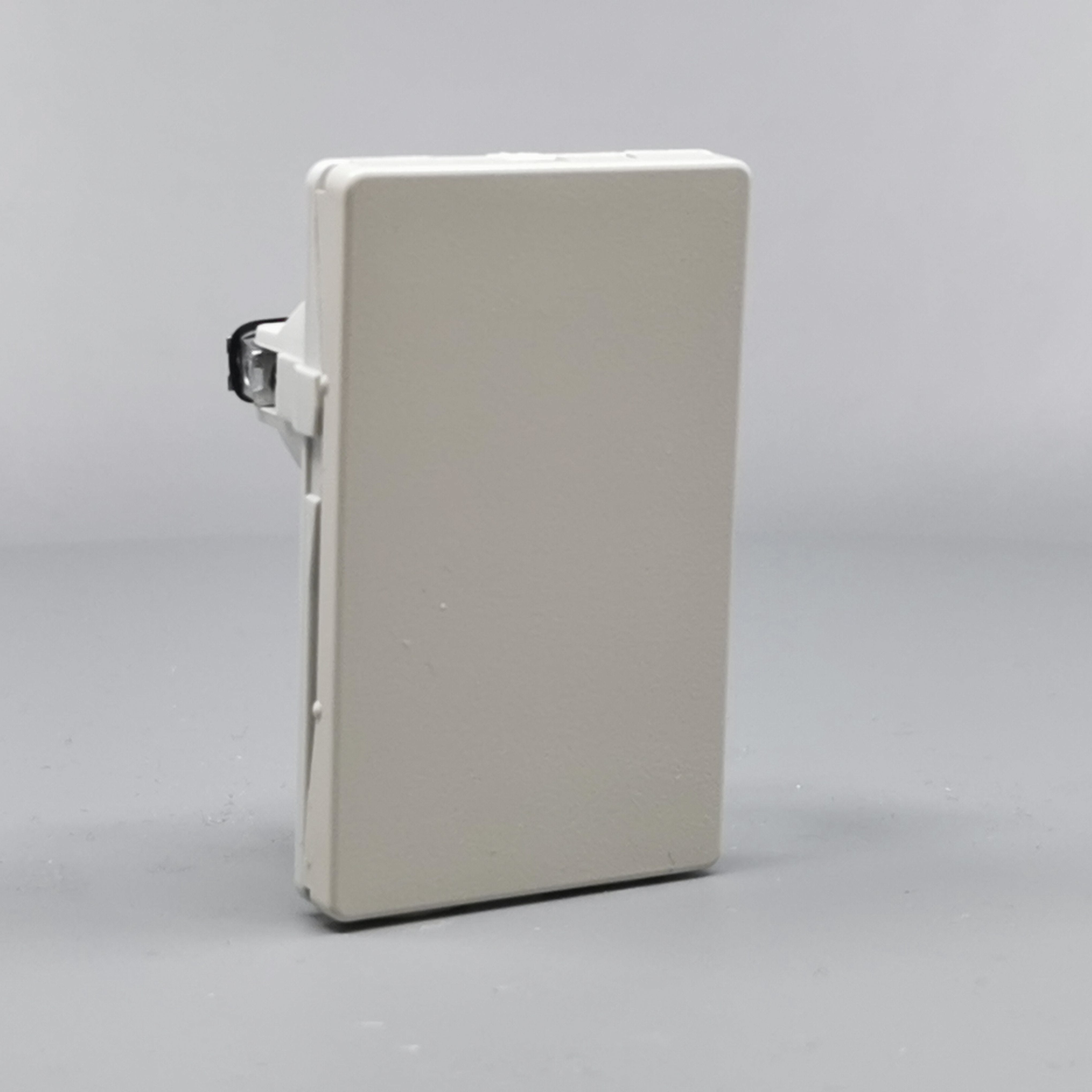 Fuga 1½ modul blænddæksel lysegrå