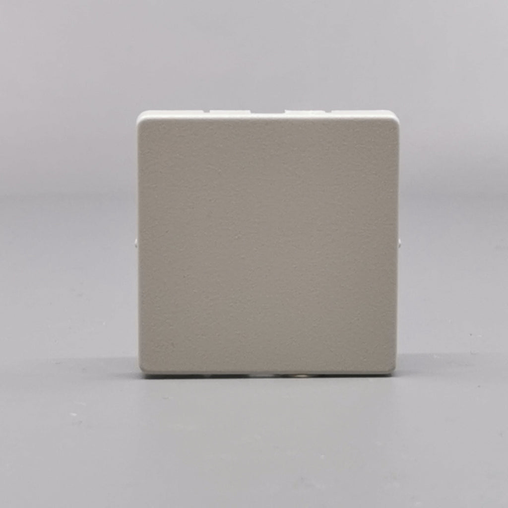 Fuga Afdækning 1 modul for blænddæksel lysegrå