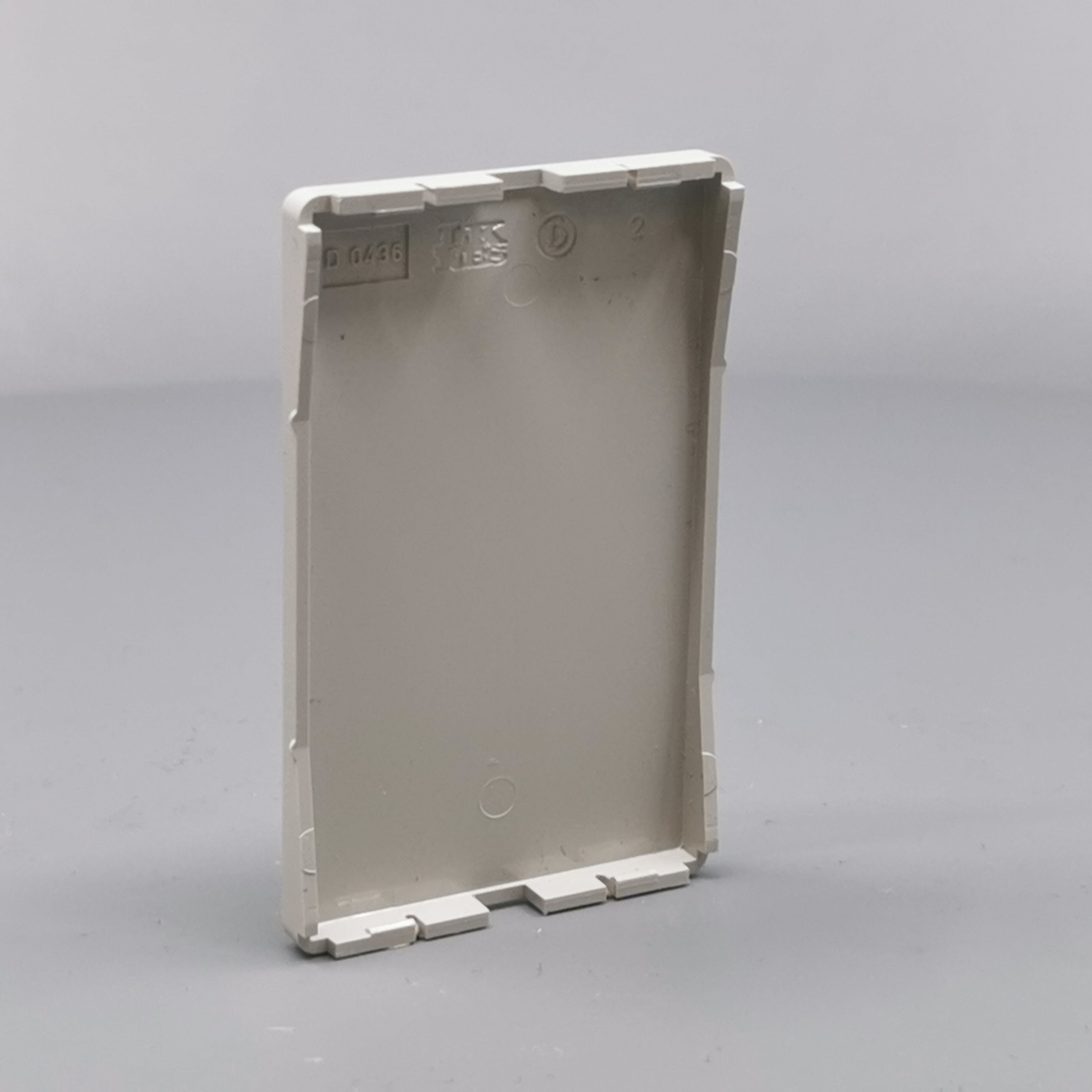 Fuga Afdækning 1½ modul for blænddæksel lysegrå