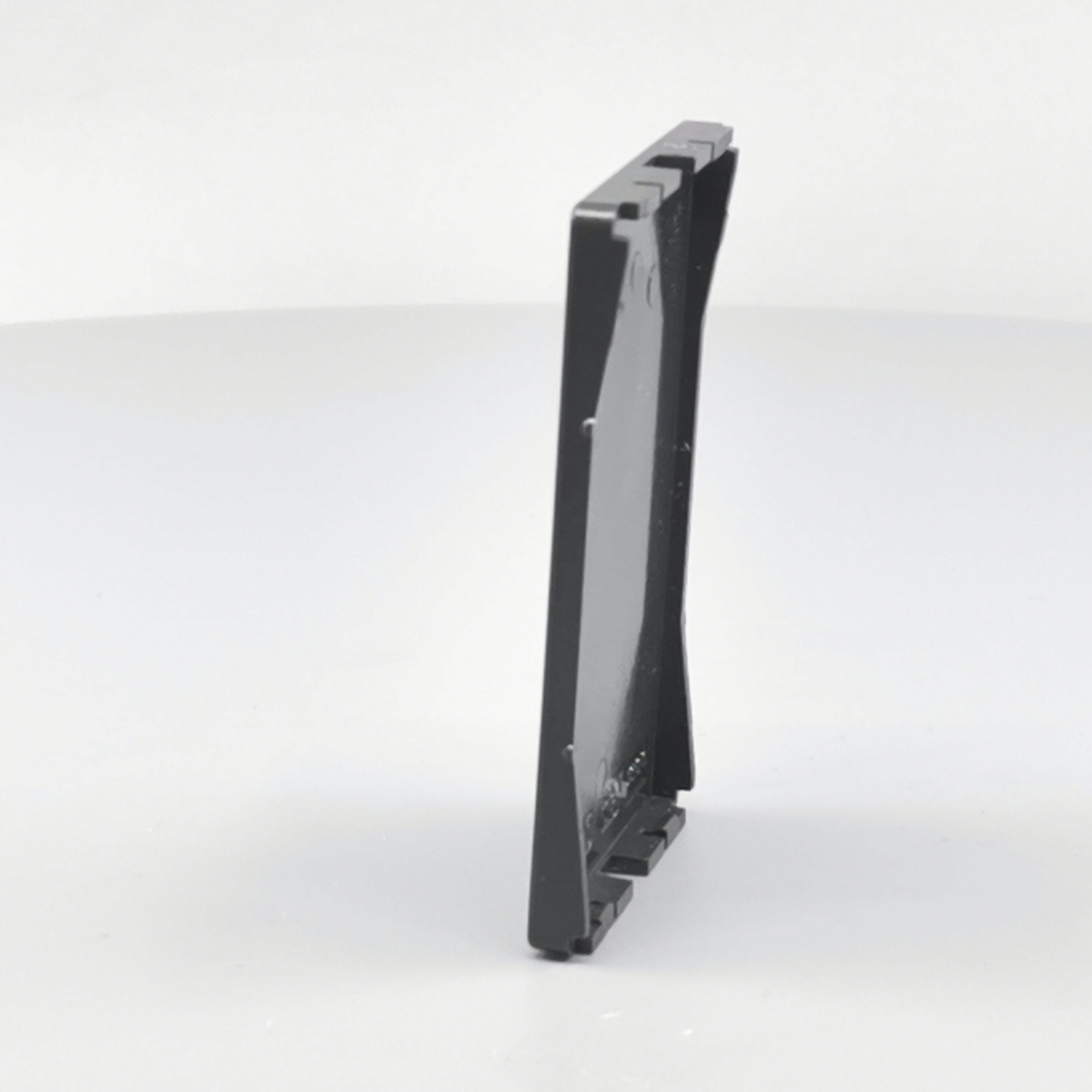 Fuga Afdækning 1½ modul for blænddæksel koksgrå