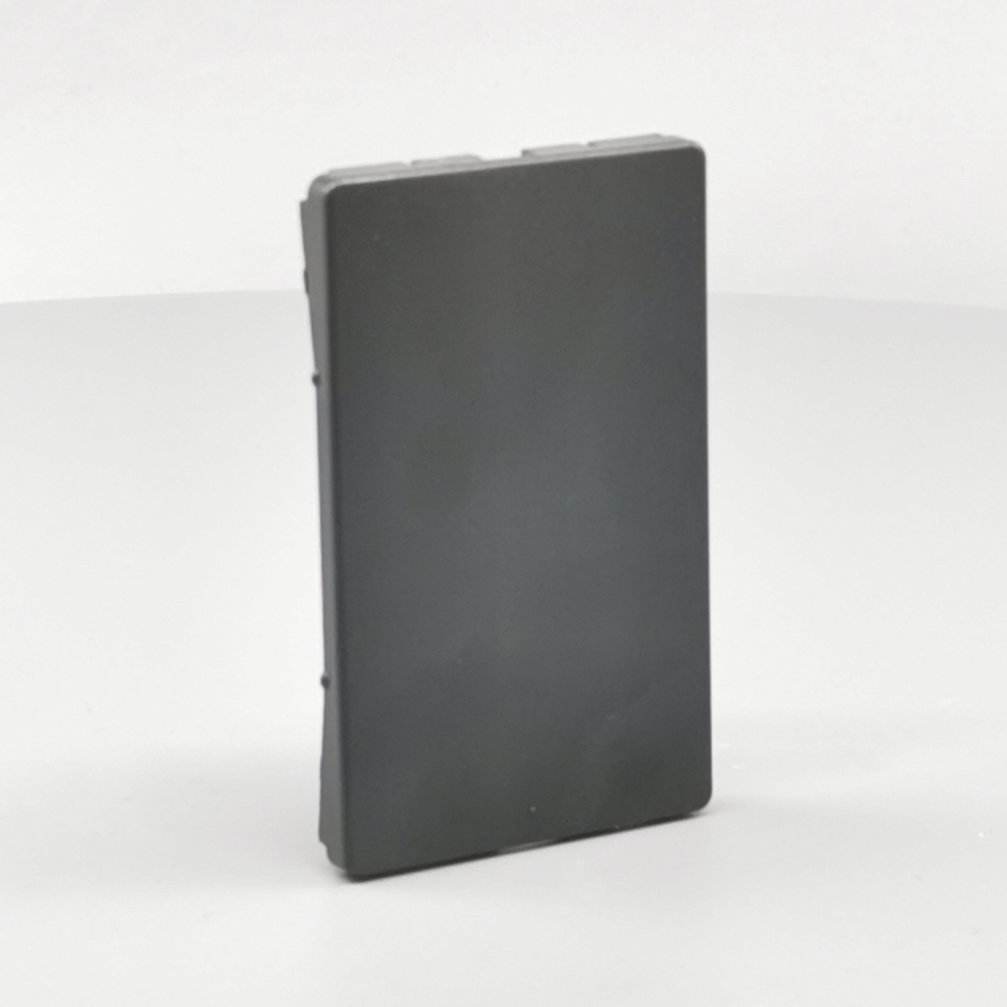 Fuga Afdækning 1½ modul for blænddæksel koksgrå