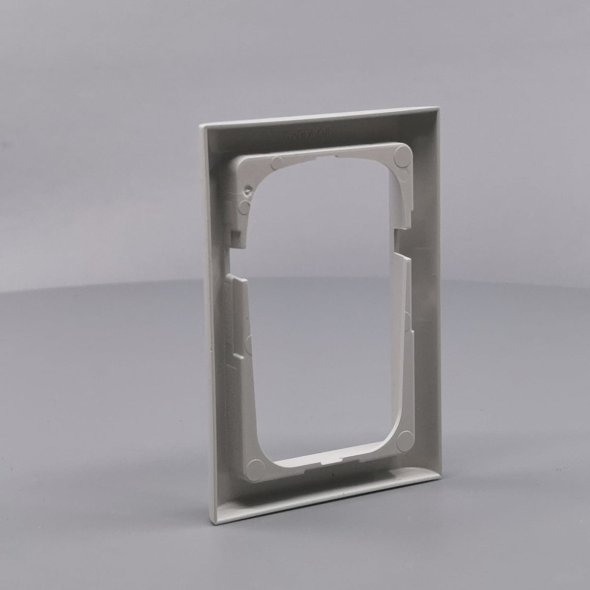 LK Fuga ramme Softline 63 1½m - lysegrå (360° frame 11)