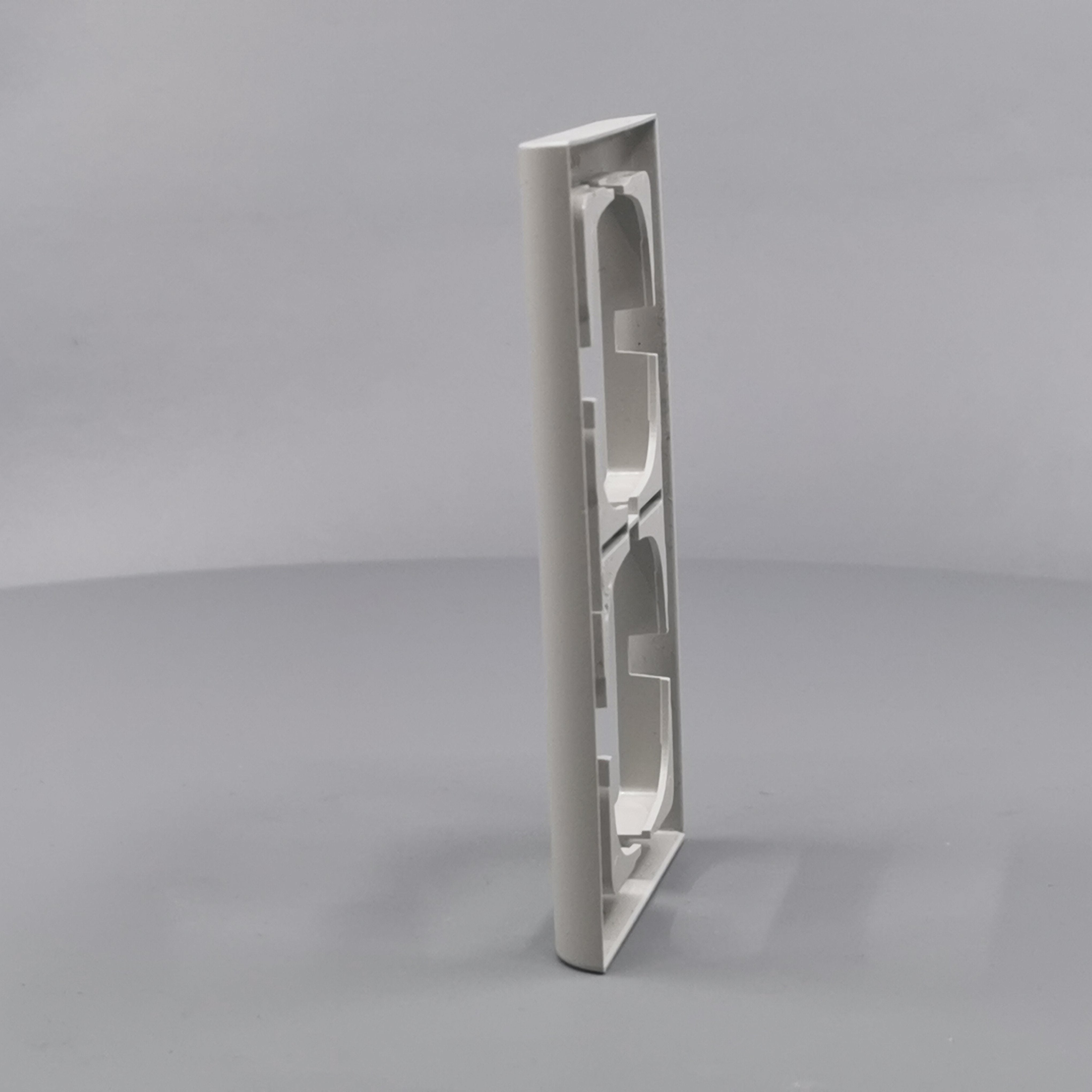 LK Fuga ramme Softline 63 2m lodret - lysegrå