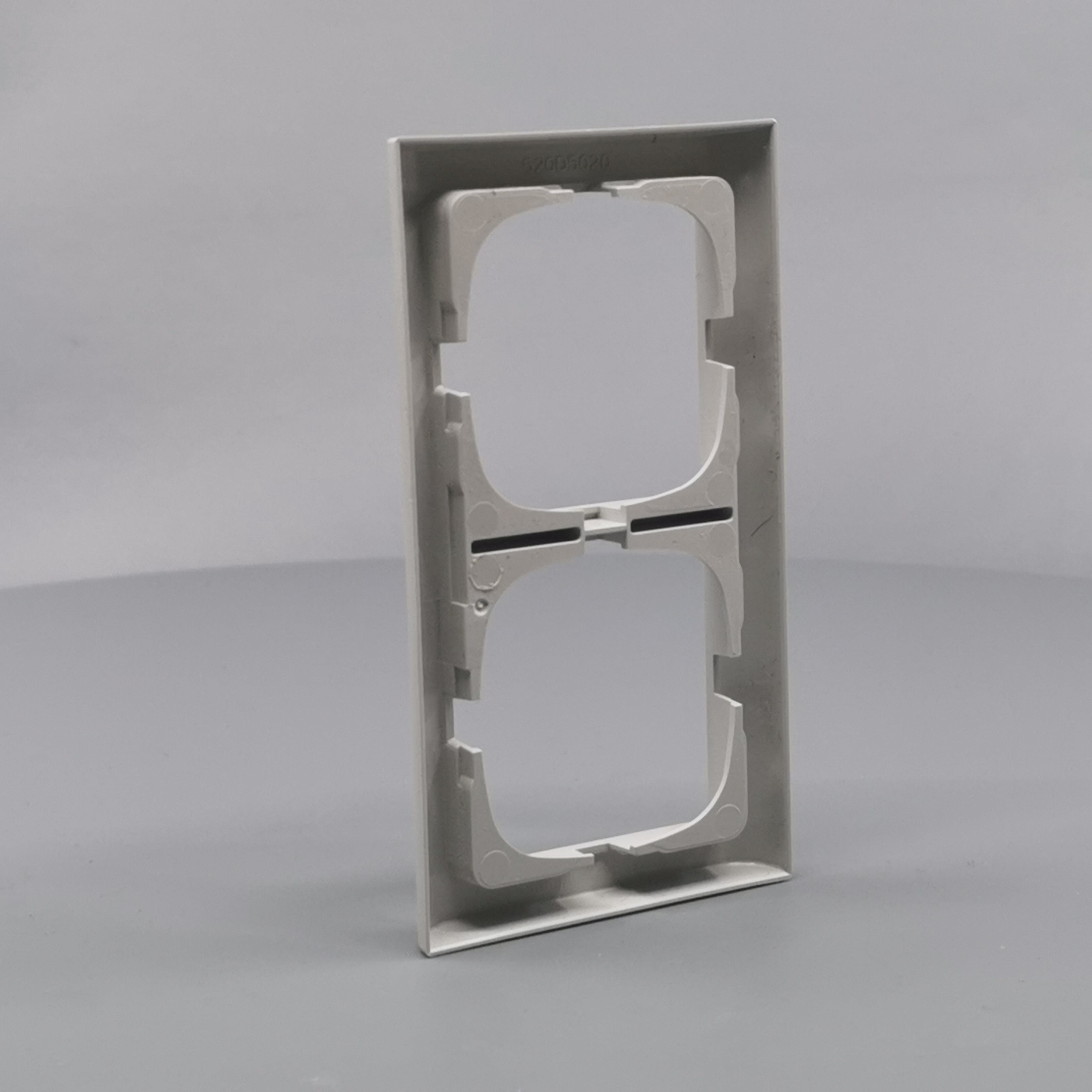 LK Fuga ramme Softline 63 2m lodret - lysegrå