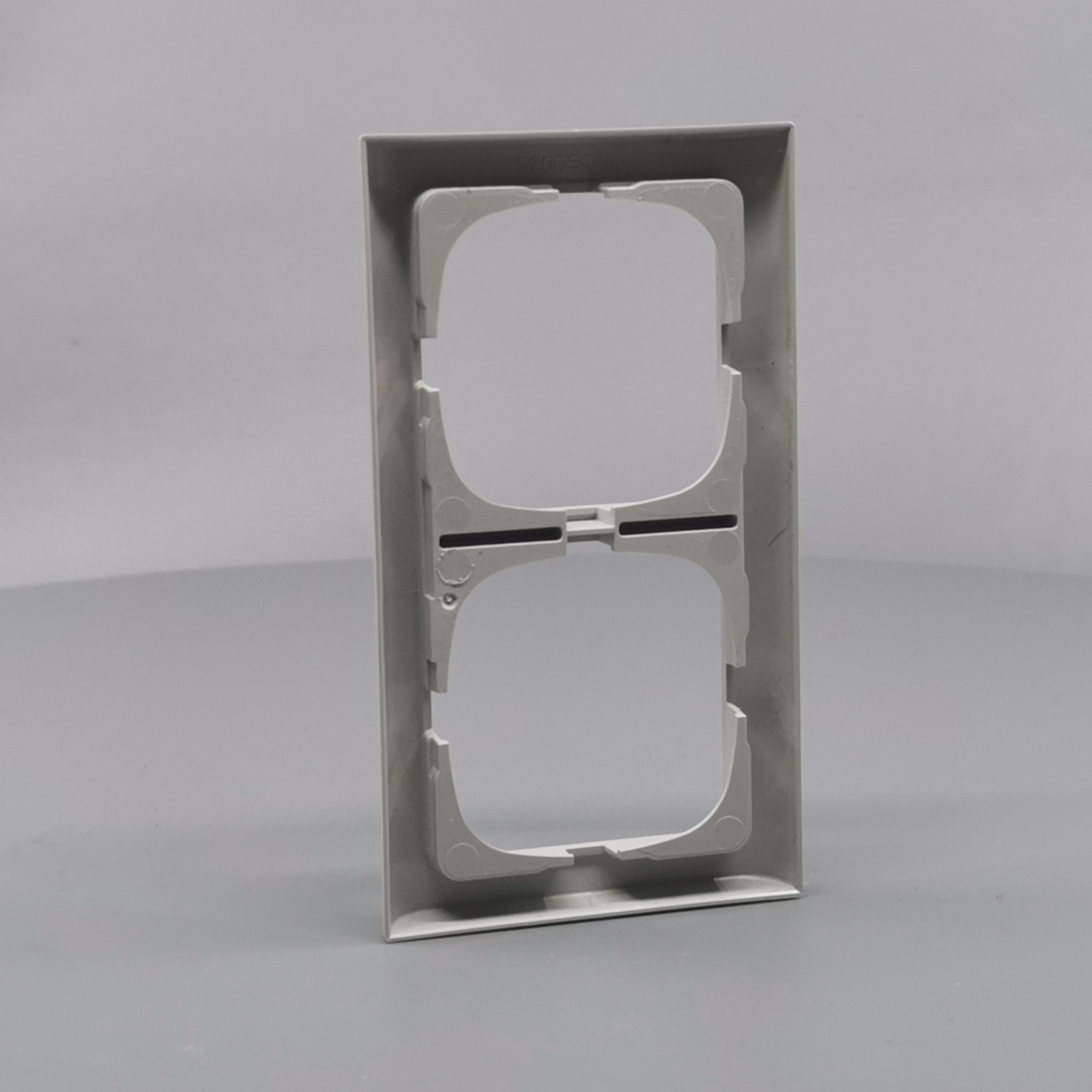 LK Fuga ramme Softline 63 2m lodret - lysegrå