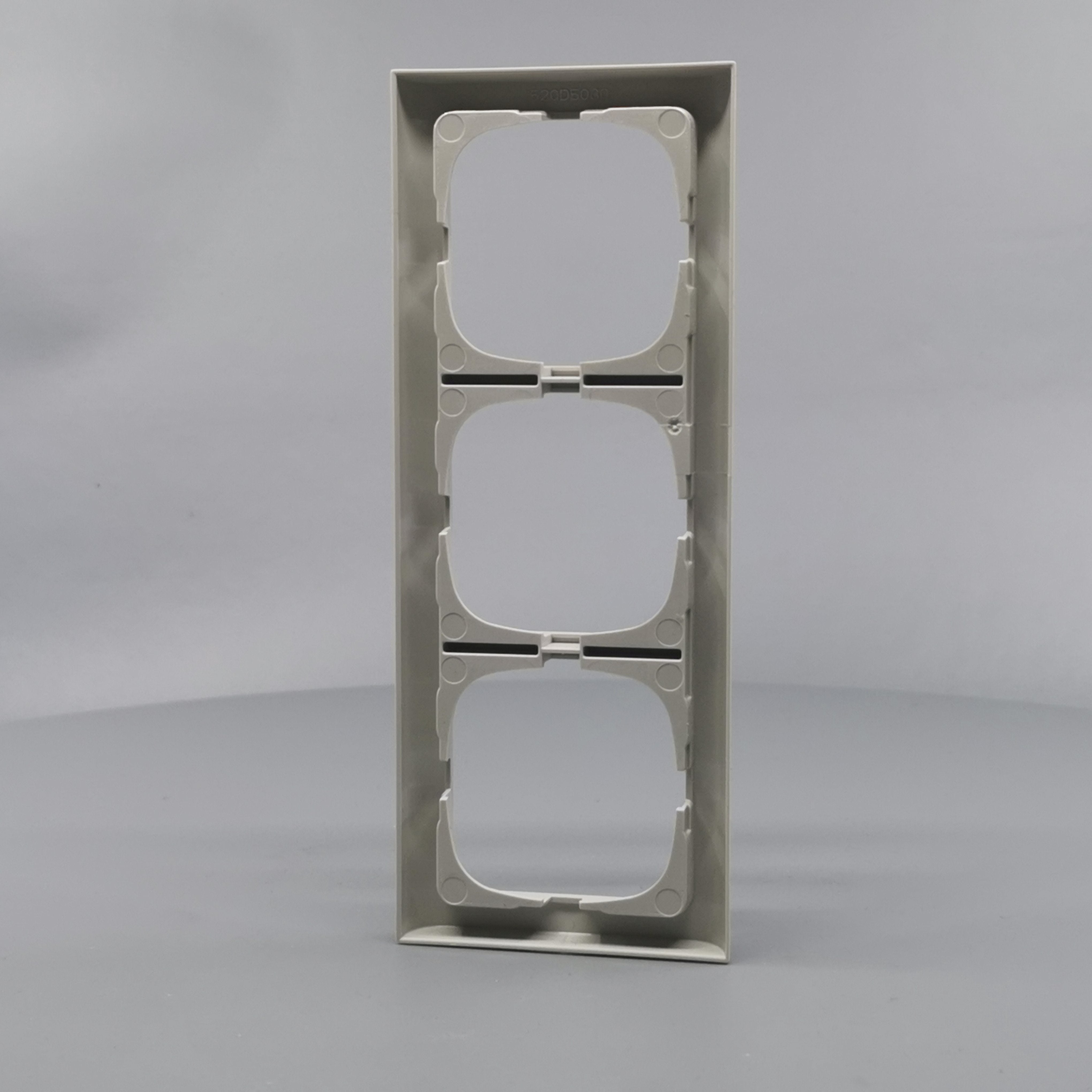 LK Fuga ramme Softline 63 3m - lysegrå