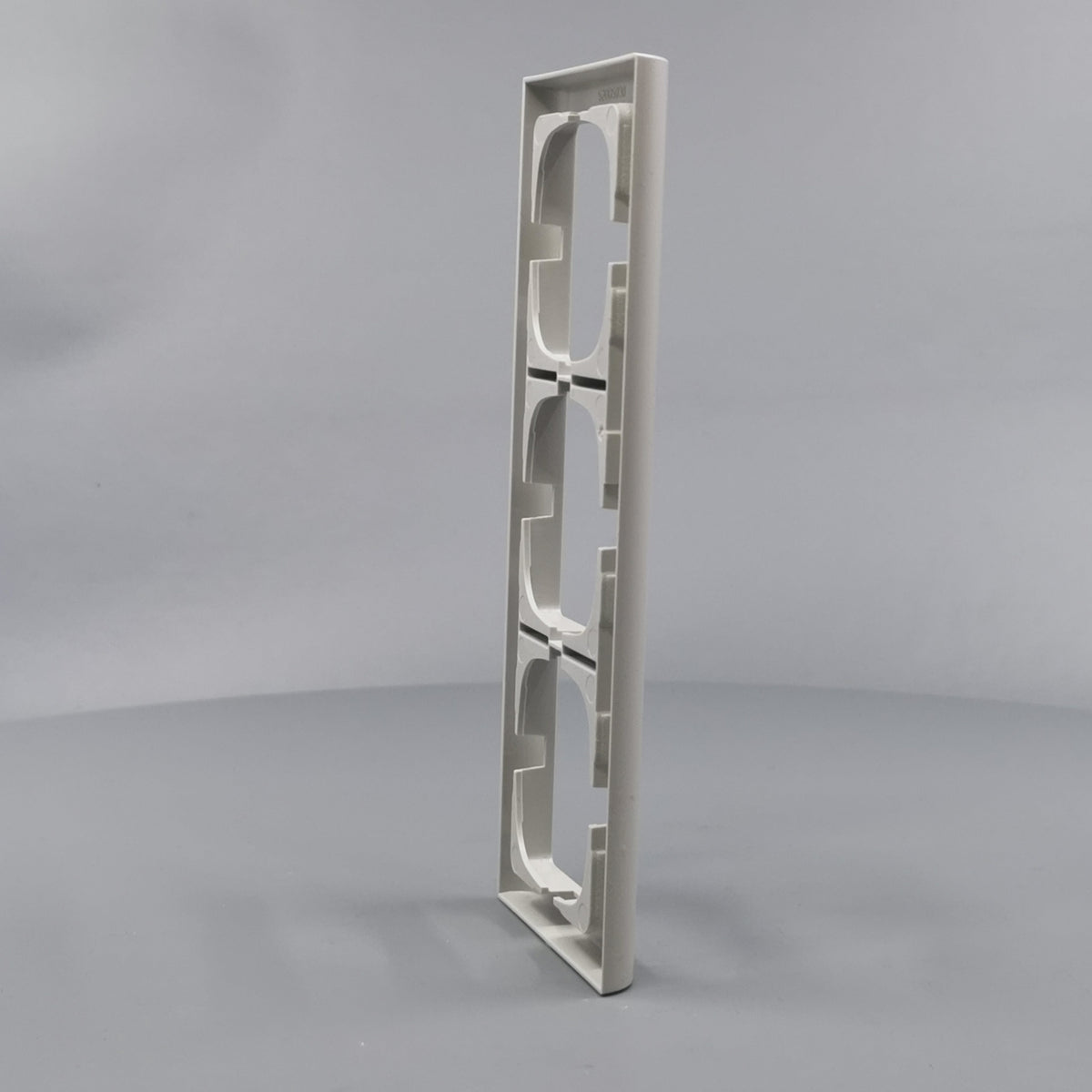 LK Fuga ramme Softline 63 3m - lysegrå (360° frame 18)