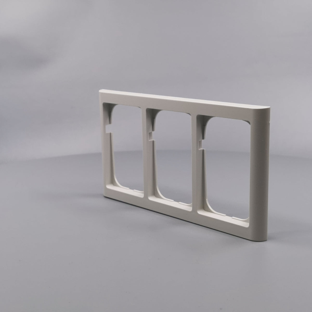 LK Fuga ramme Softline 63 3x1½m - lysegrå (360° frame 4)