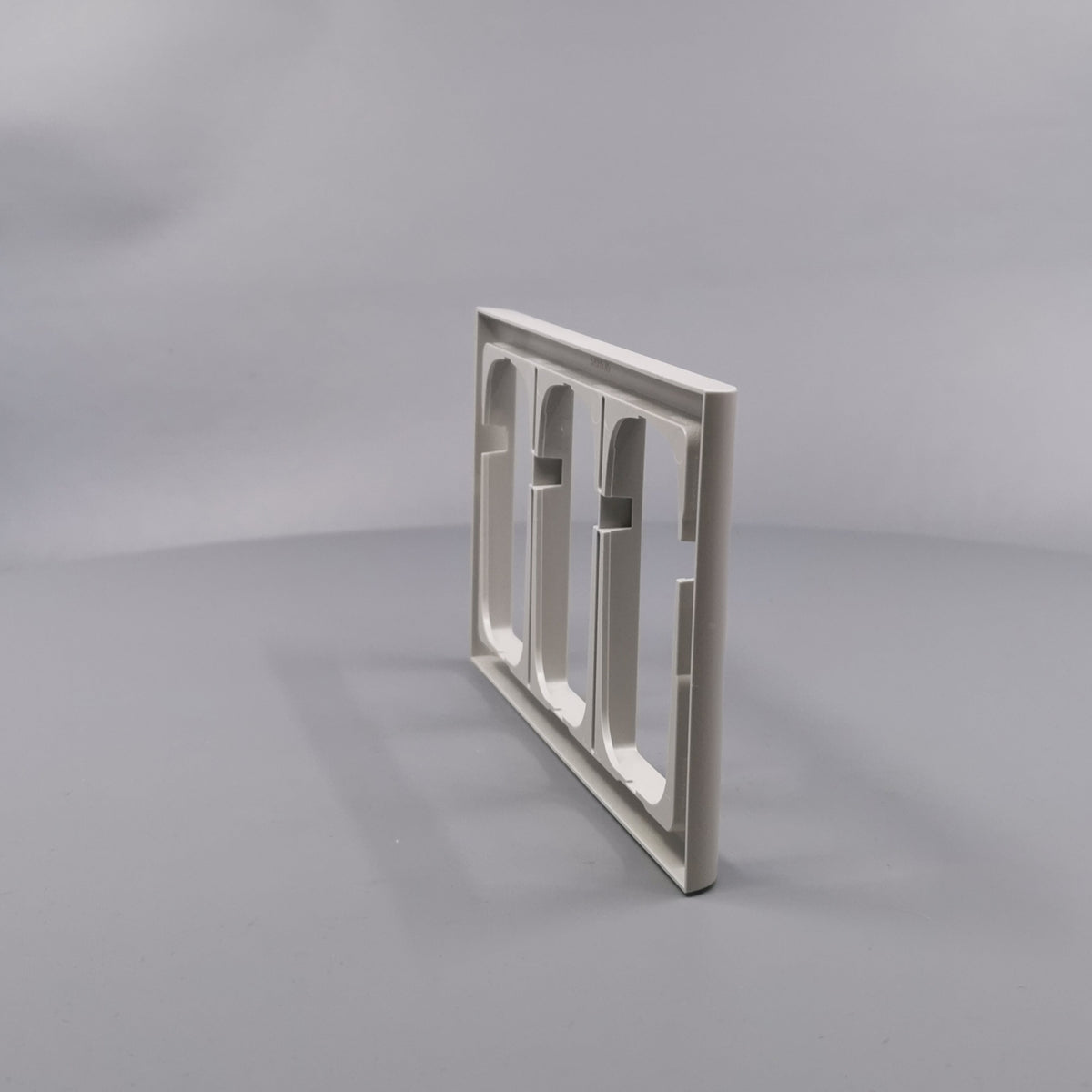 LK Fuga ramme Softline 63 3x1½m - lysegrå (360° frame 18)
