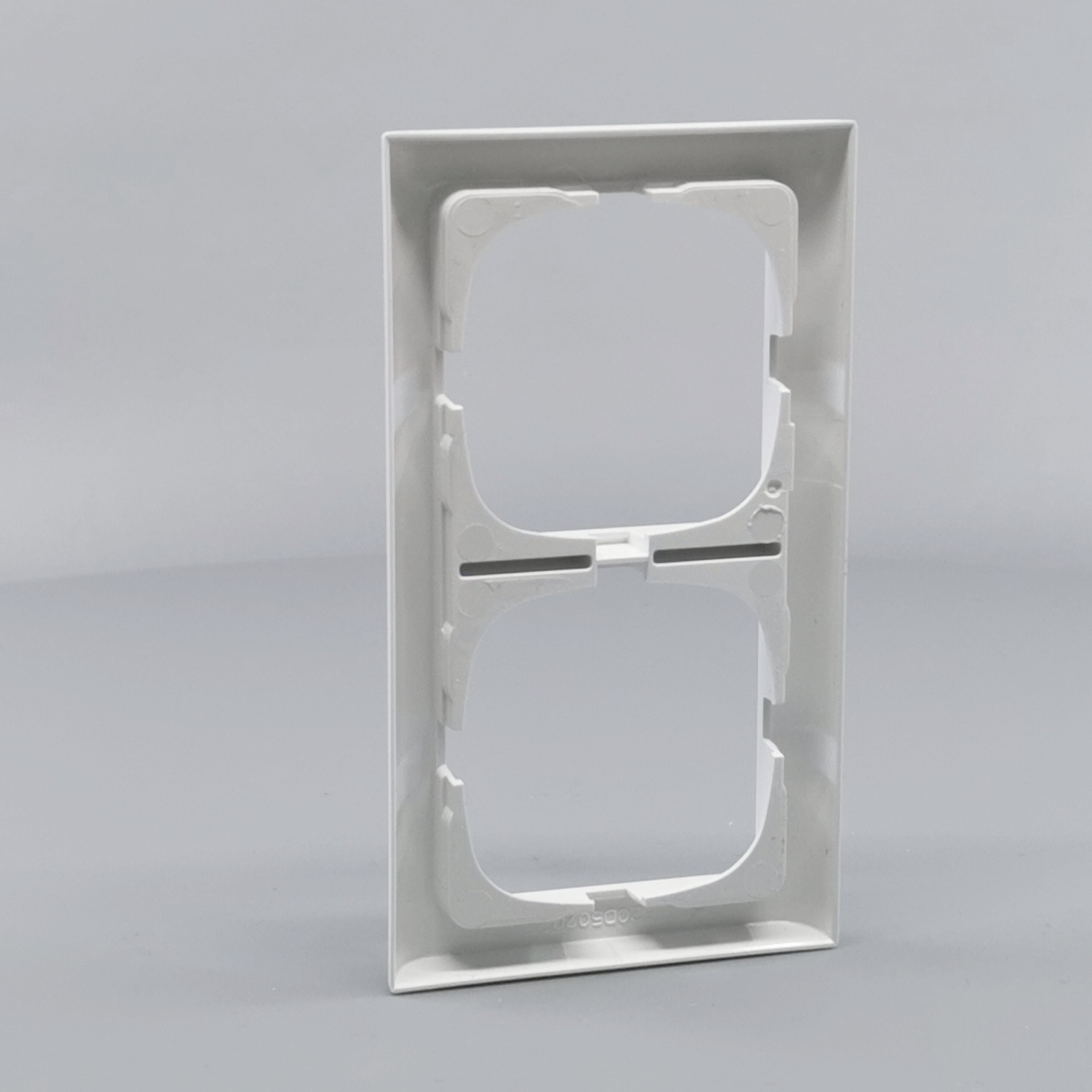 LK Fuga ramme Softline 63 2m lodret - hvid