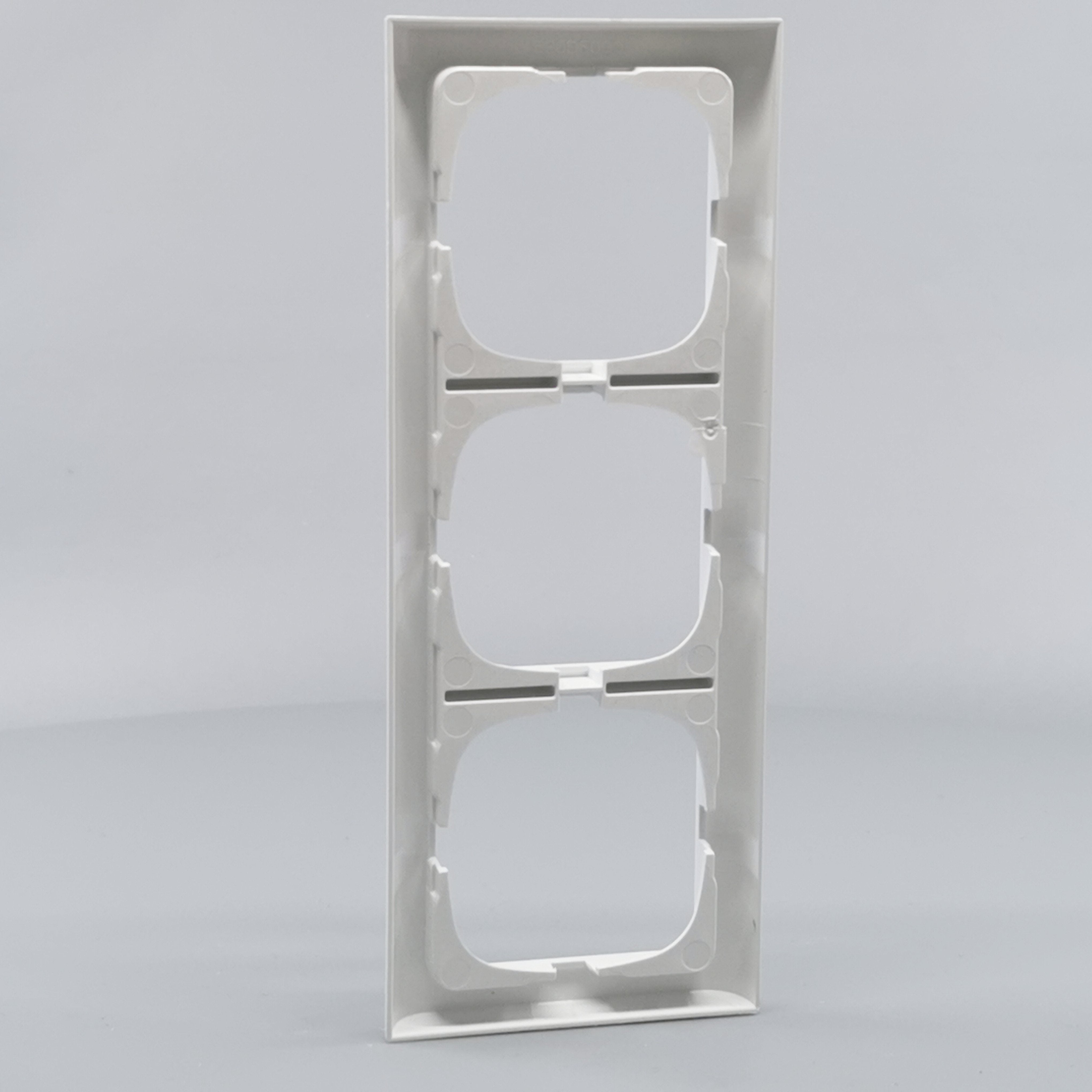 LK Fuga ramme Softline 63 3m - hvid