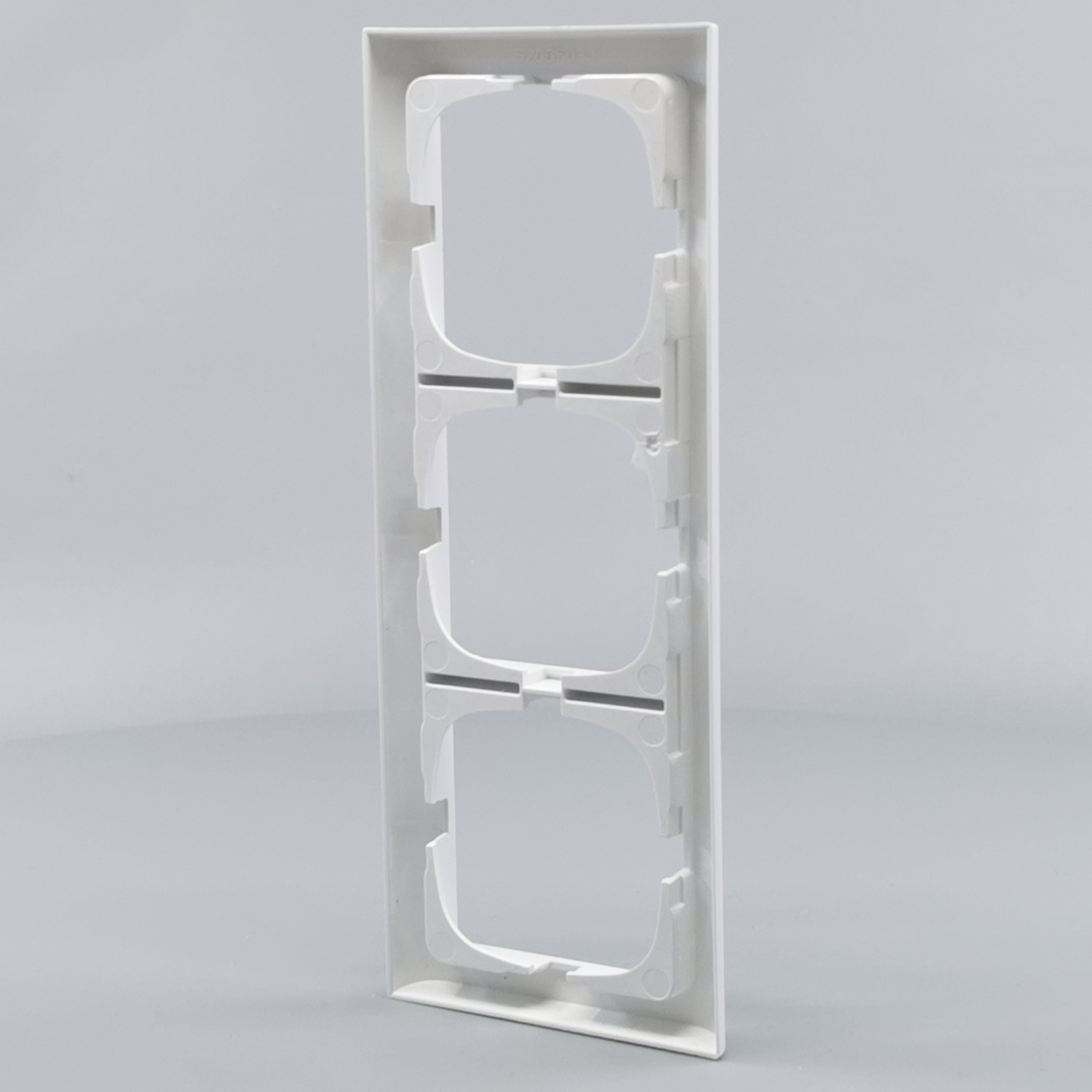 LK Fuga ramme Softline 63 3m - hvid