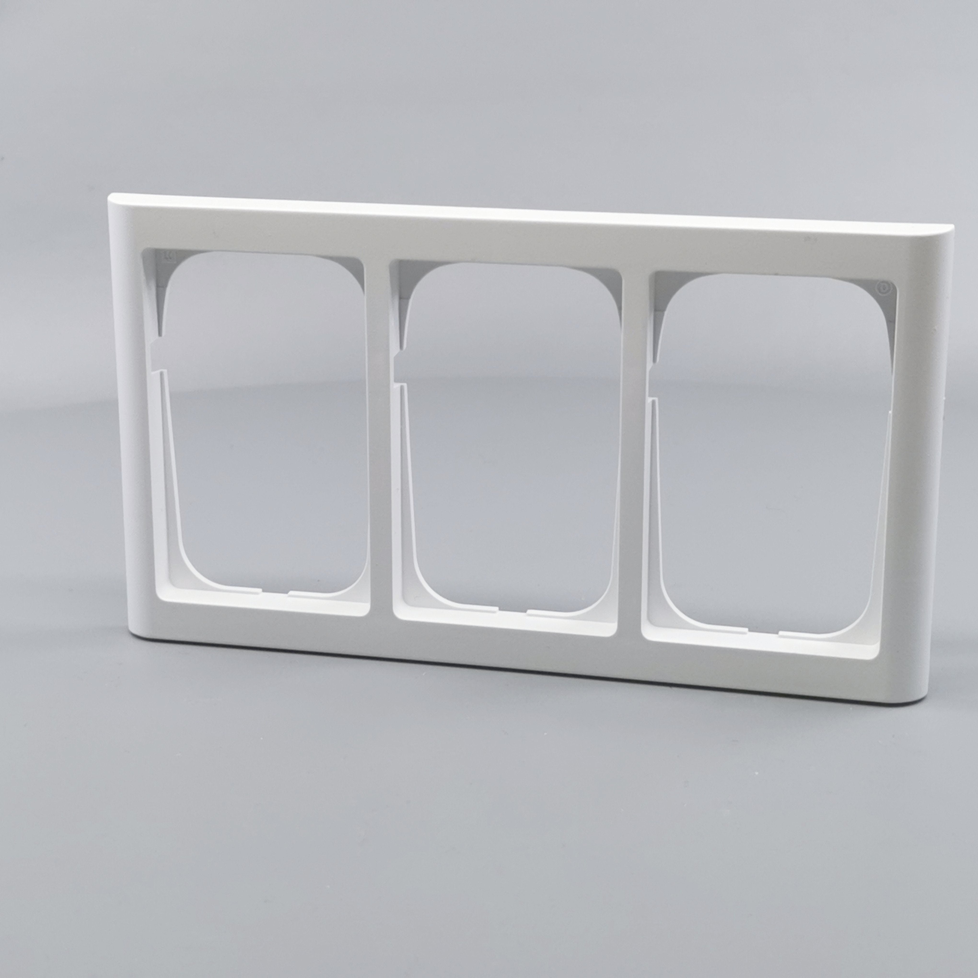 LK Fuga ramme Softline 63 3x1½m - hvid