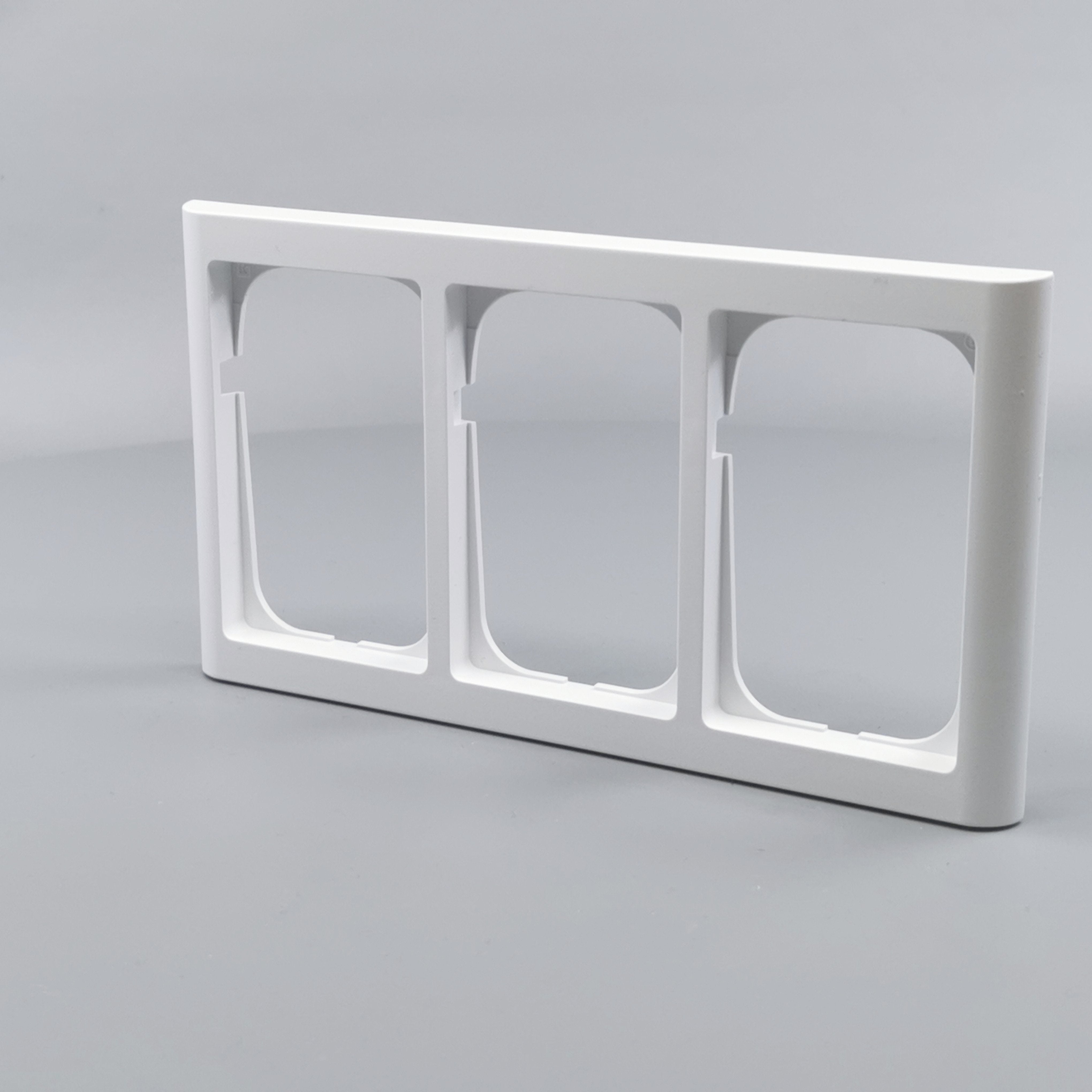 LK Fuga ramme Softline 63 3x1½m - hvid