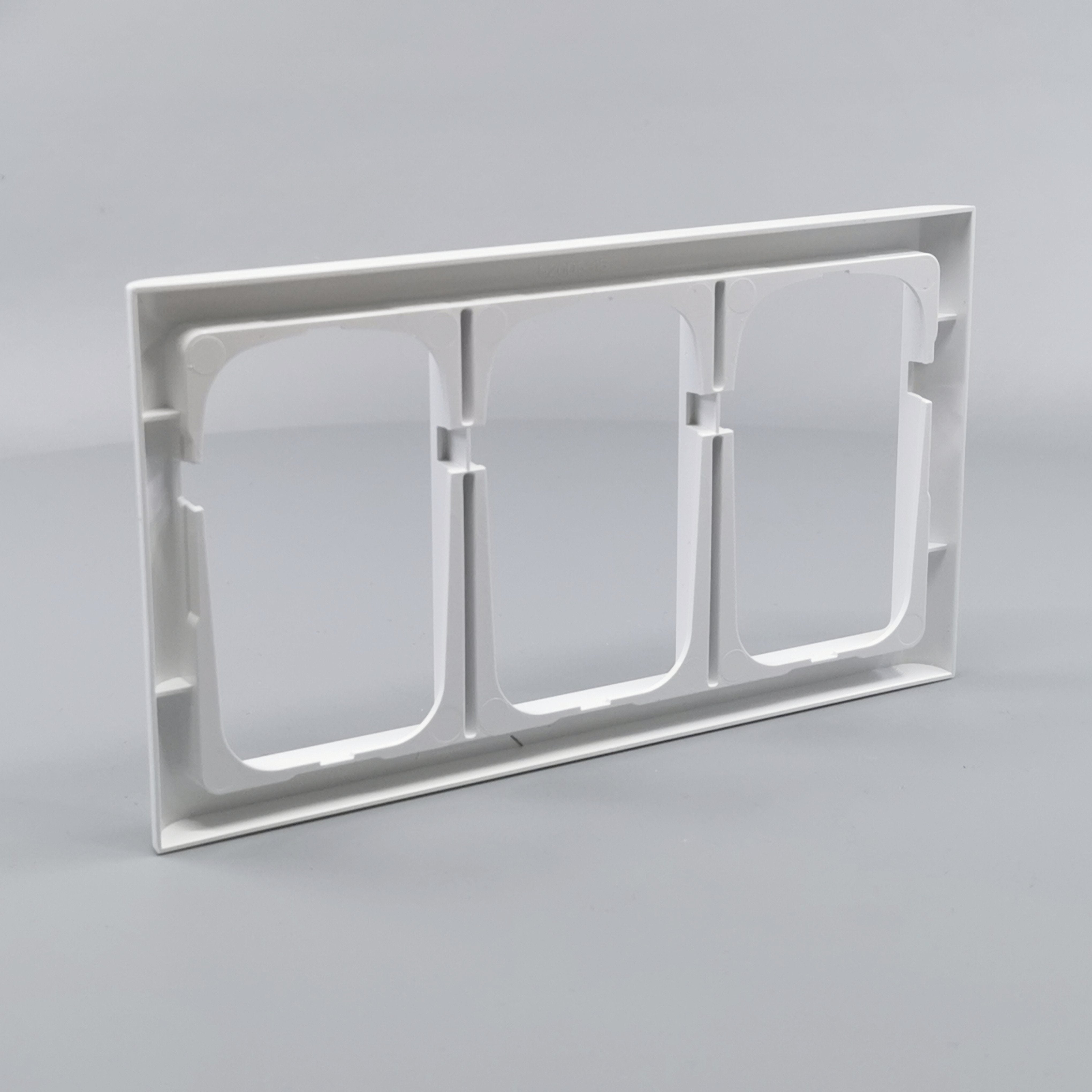 LK Fuga ramme Softline 63 3x1½m - hvid