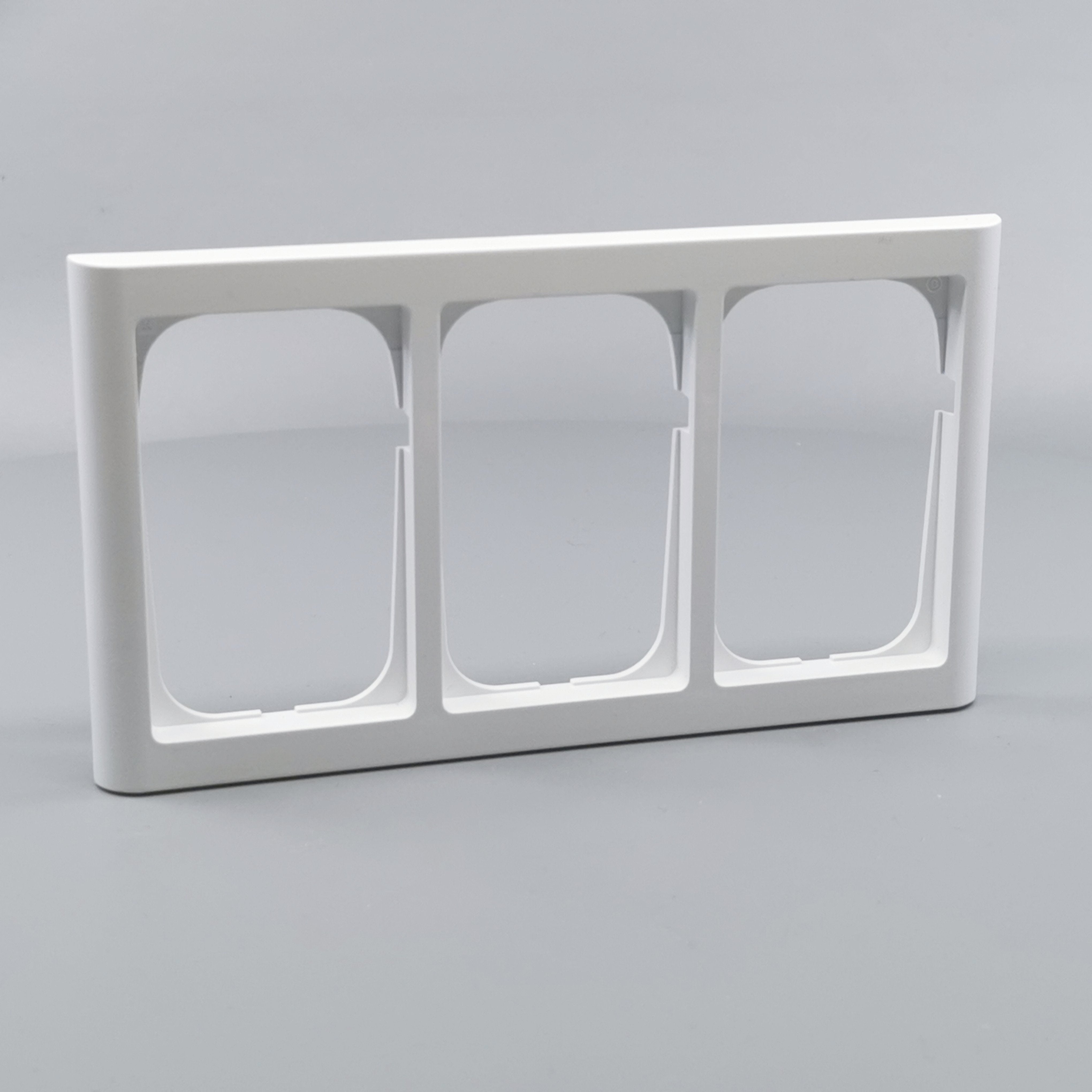 LK Fuga ramme Softline 63 3x1½m - hvid