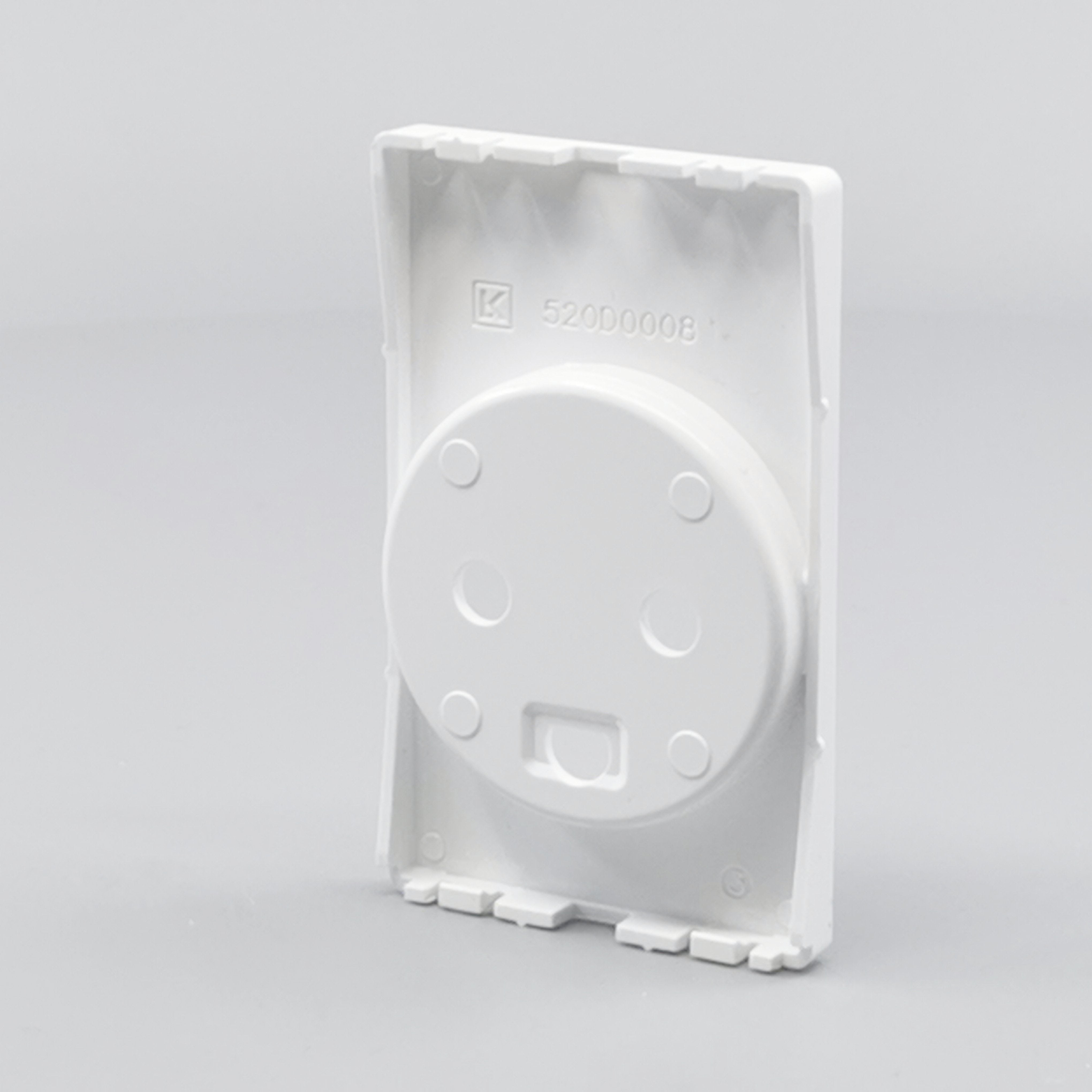 Fuga Afdækning for stikkontakt 1½ modul hvid