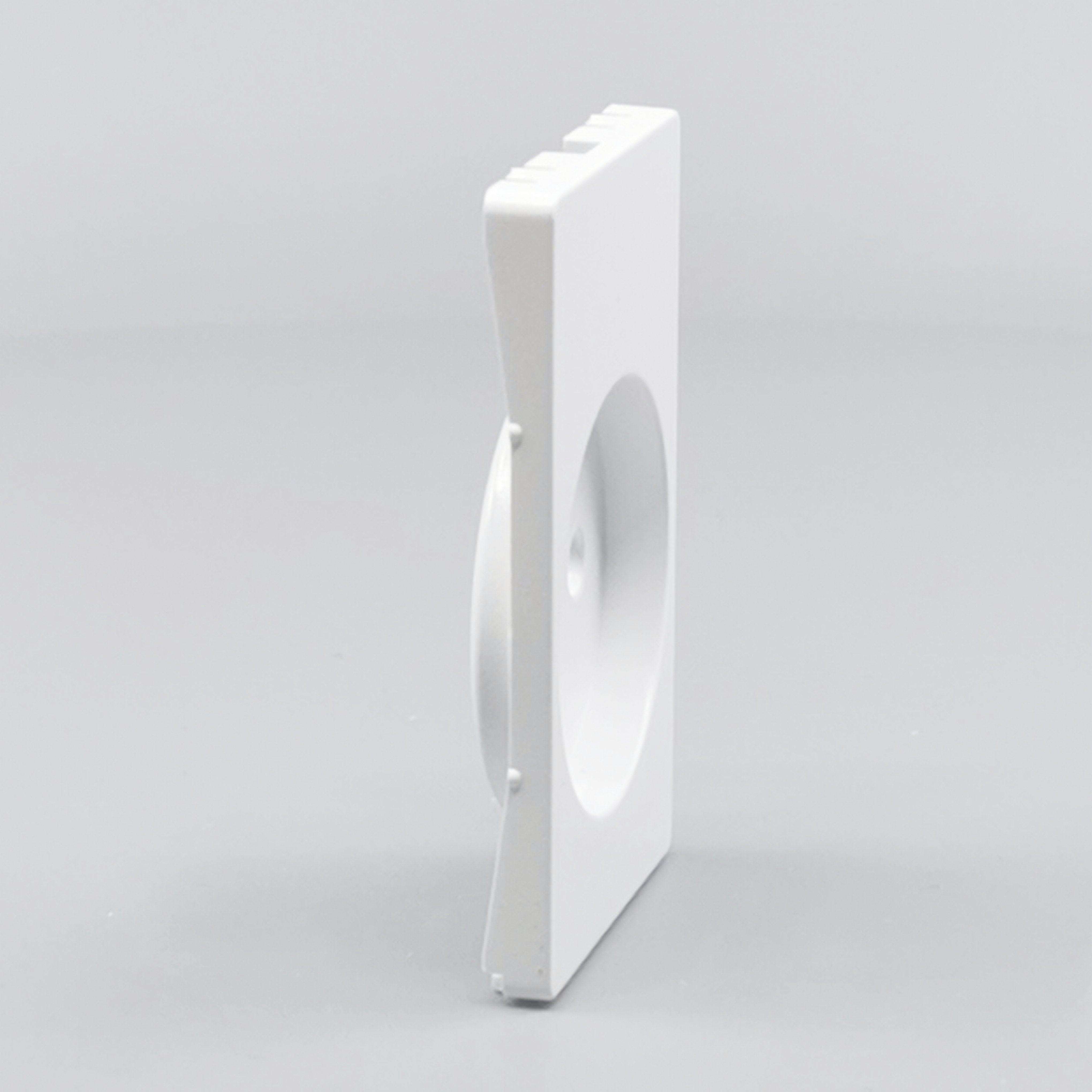 Fuga Afdækning for stikkontakt 1½ modul hvid