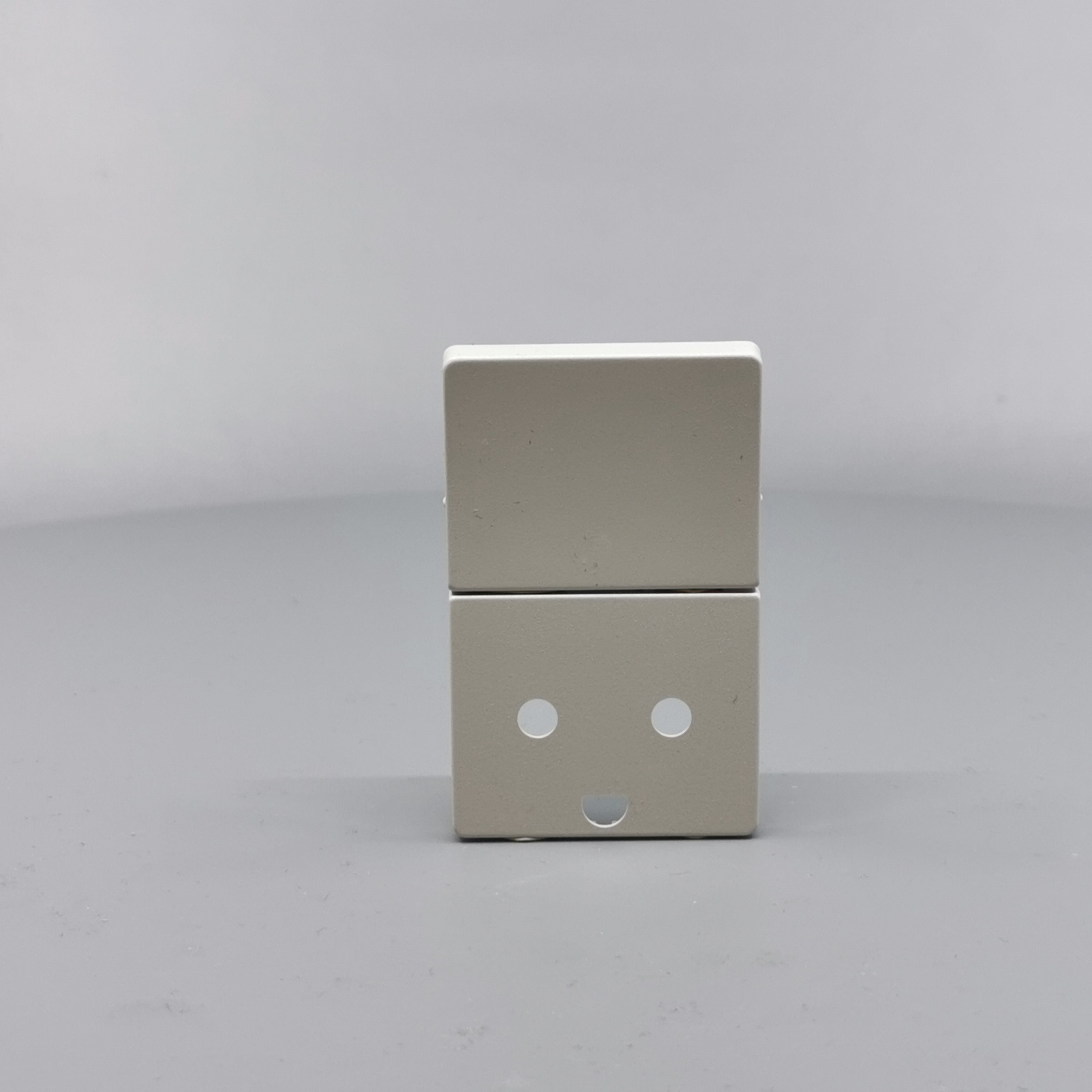 Fuga Tangent stikkontakt med jord lysegrå