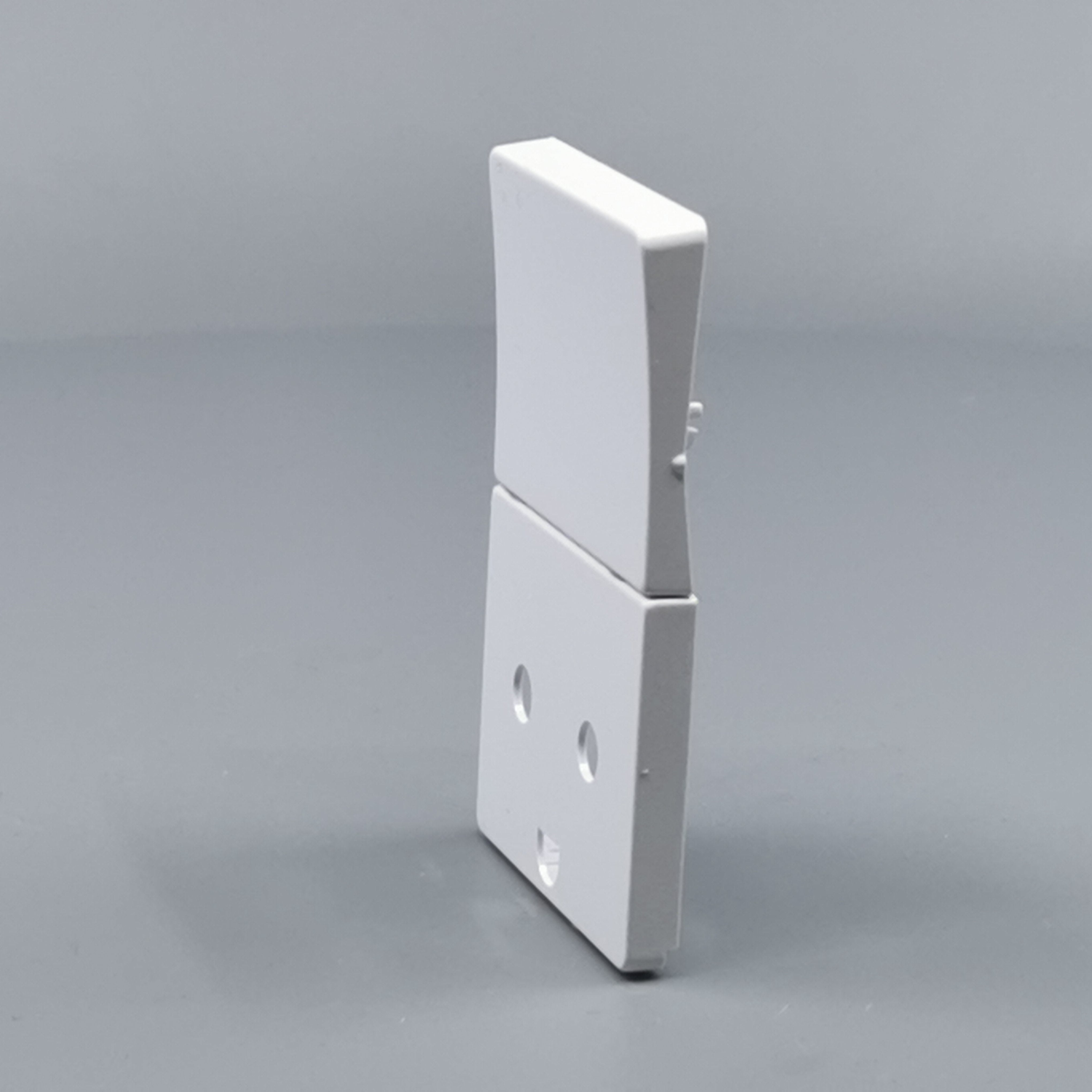 Fuga Tangent stikkontakt med jord hvid