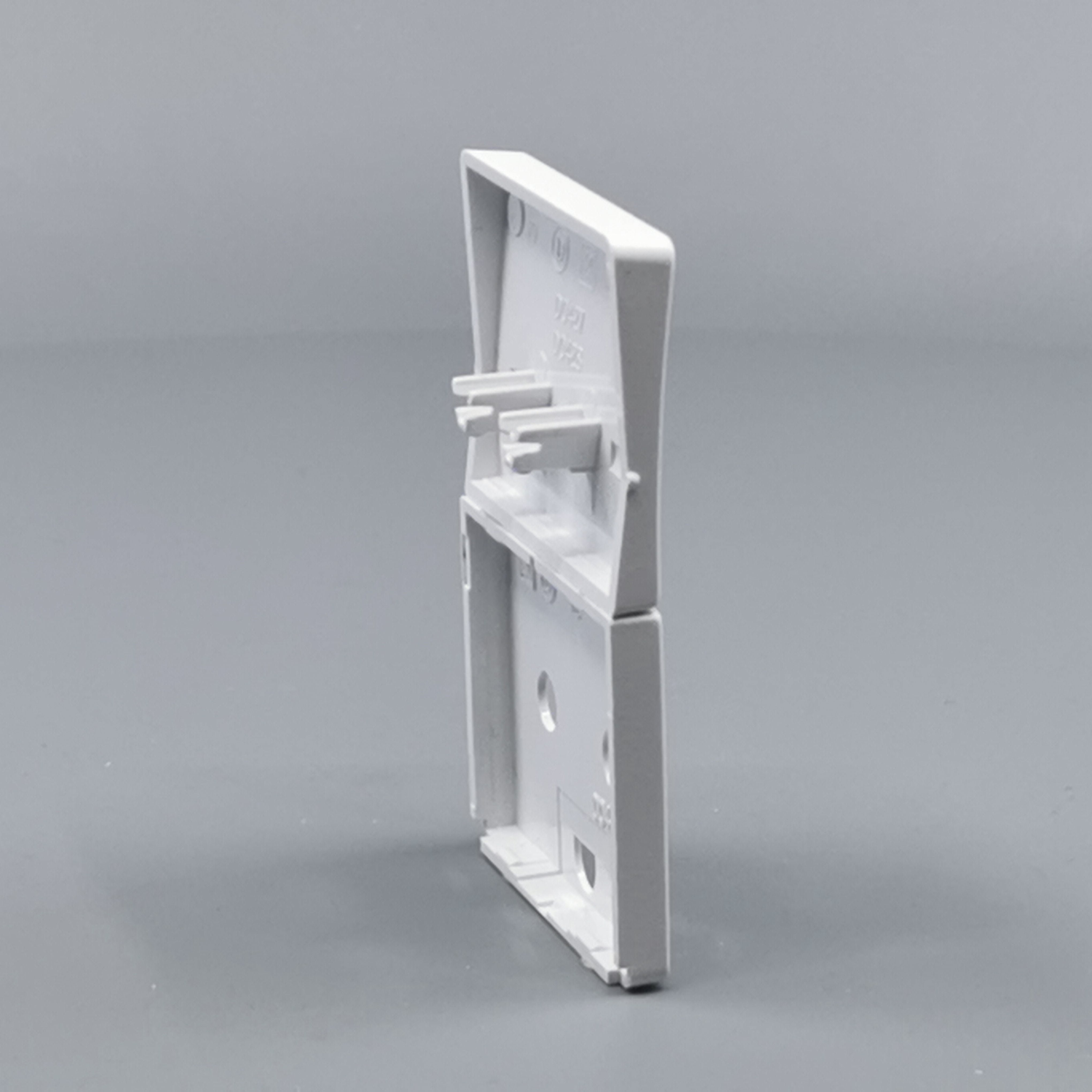 Fuga Tangent stikkontakt med jord hvid