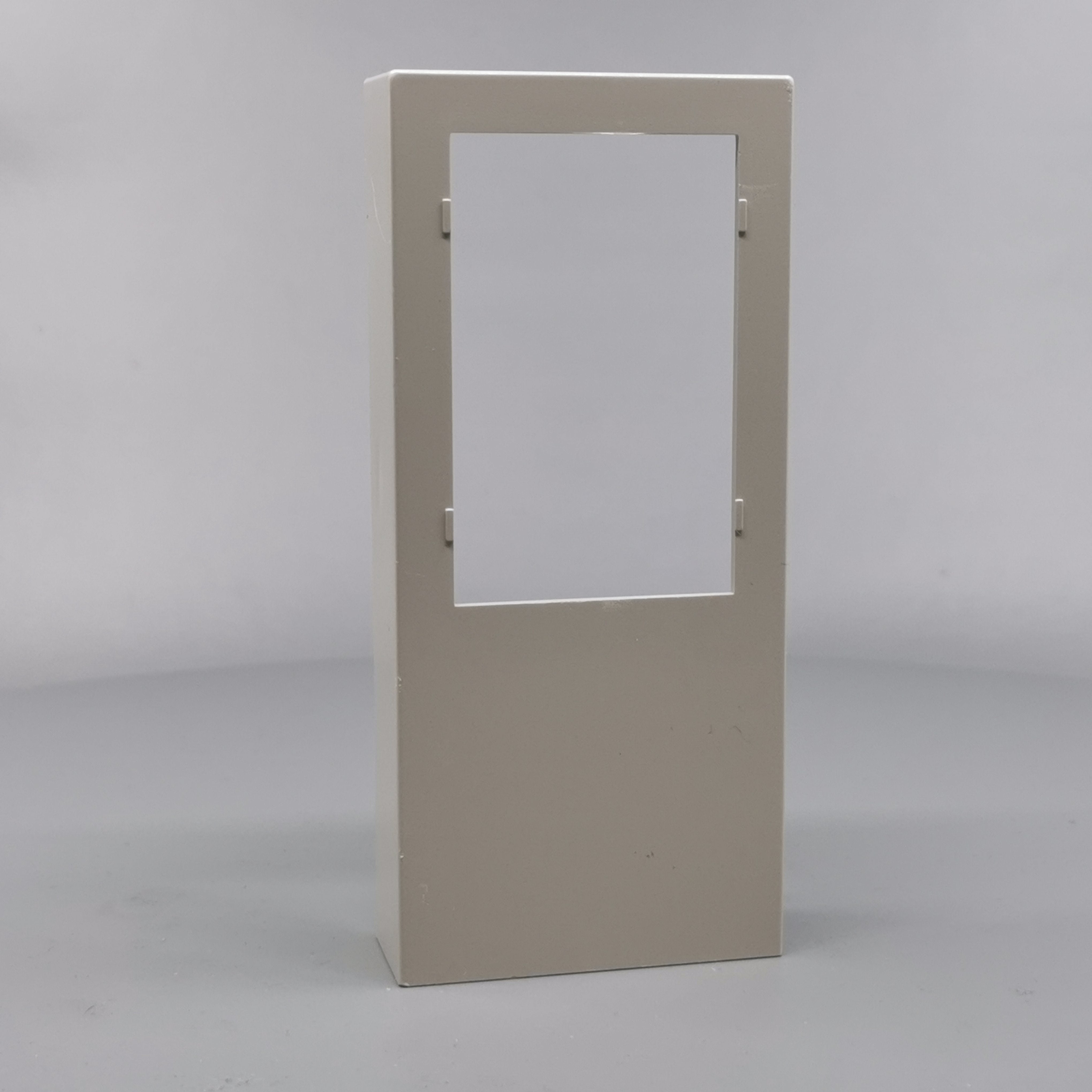 Fuga Dæksel for panelunderlag 1½ modul lysegrå