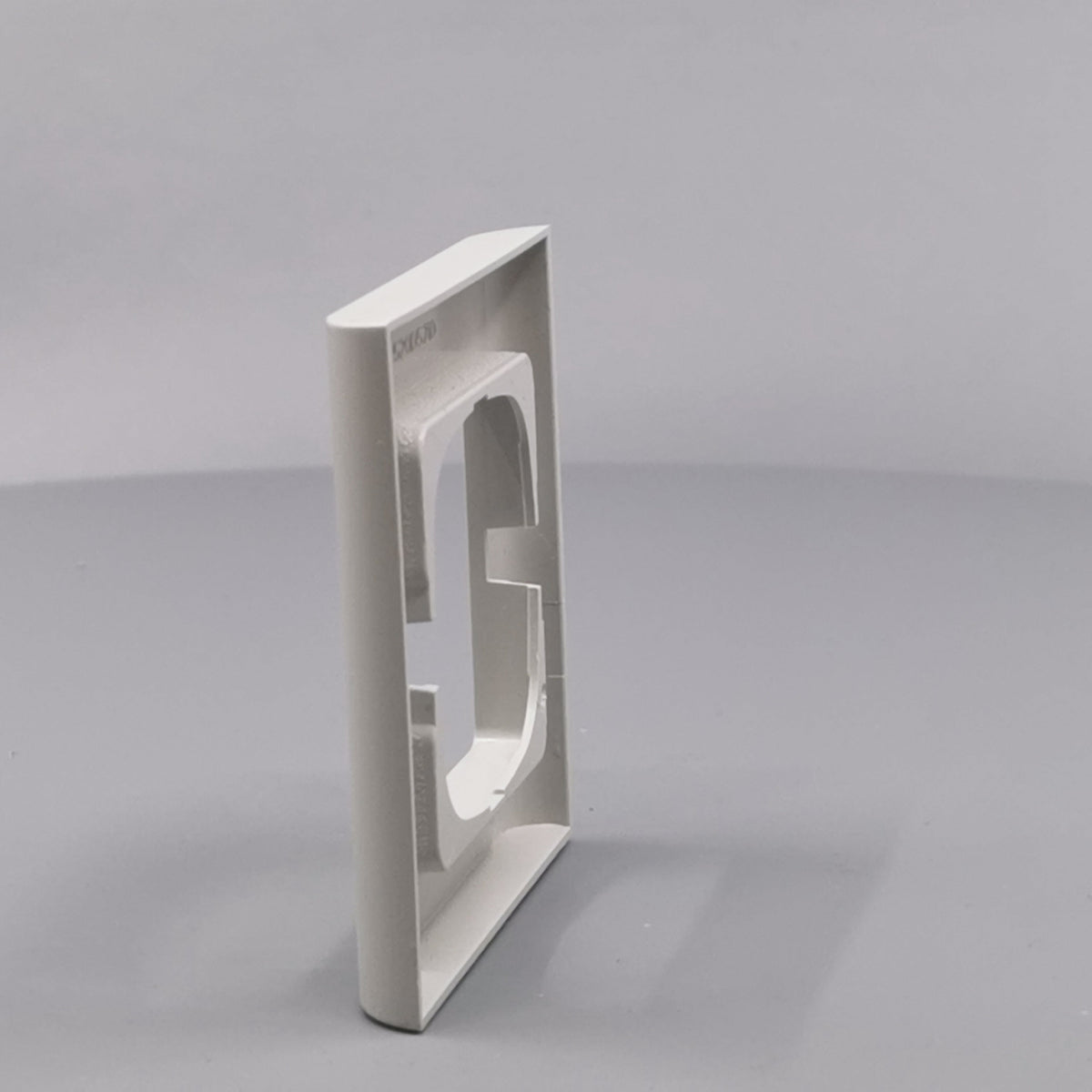 LK Fuga ramme Softline 68 1m - lysegrå (360° frame 8)