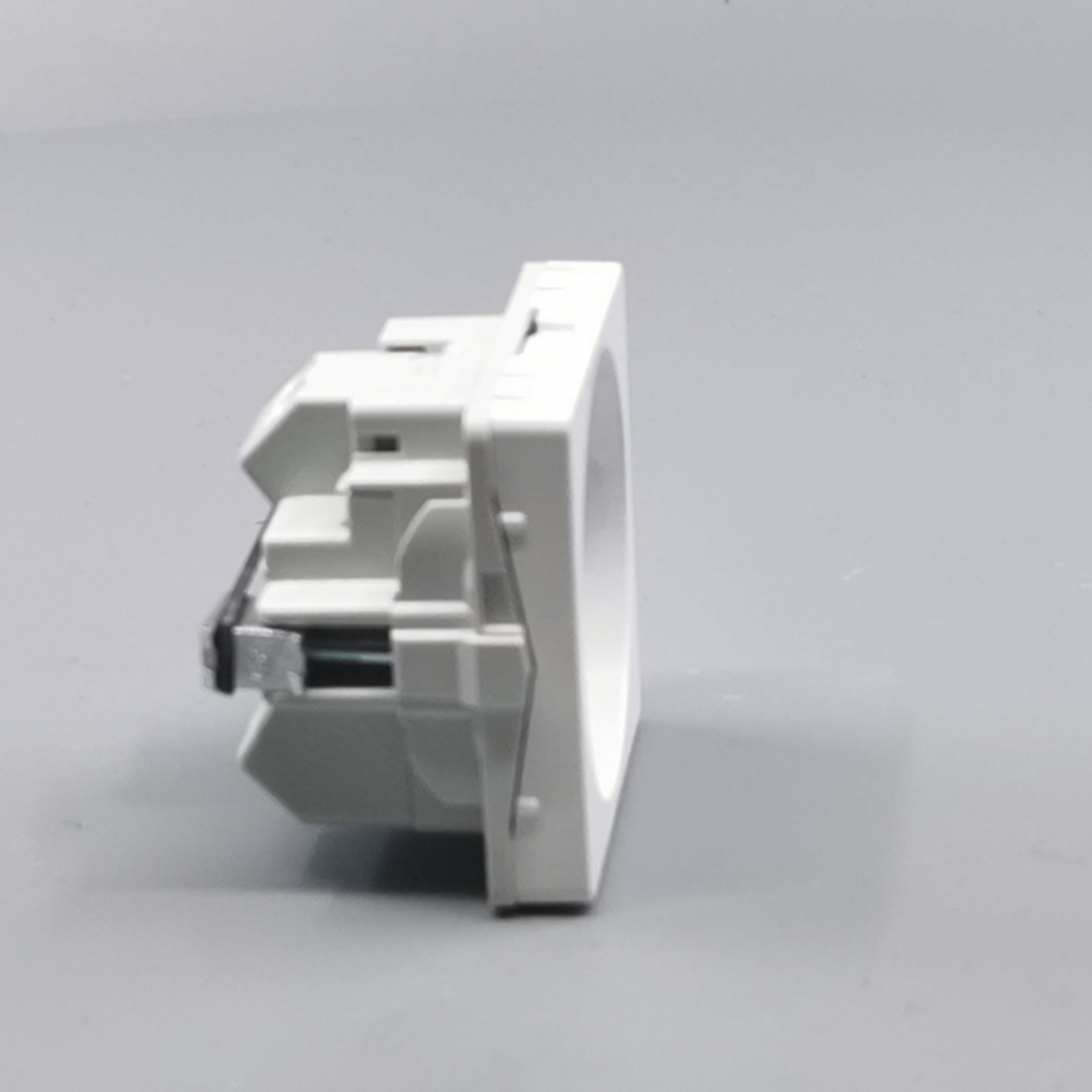 Fuga stikkontakt med jord 1 modul 2-pol - hvid