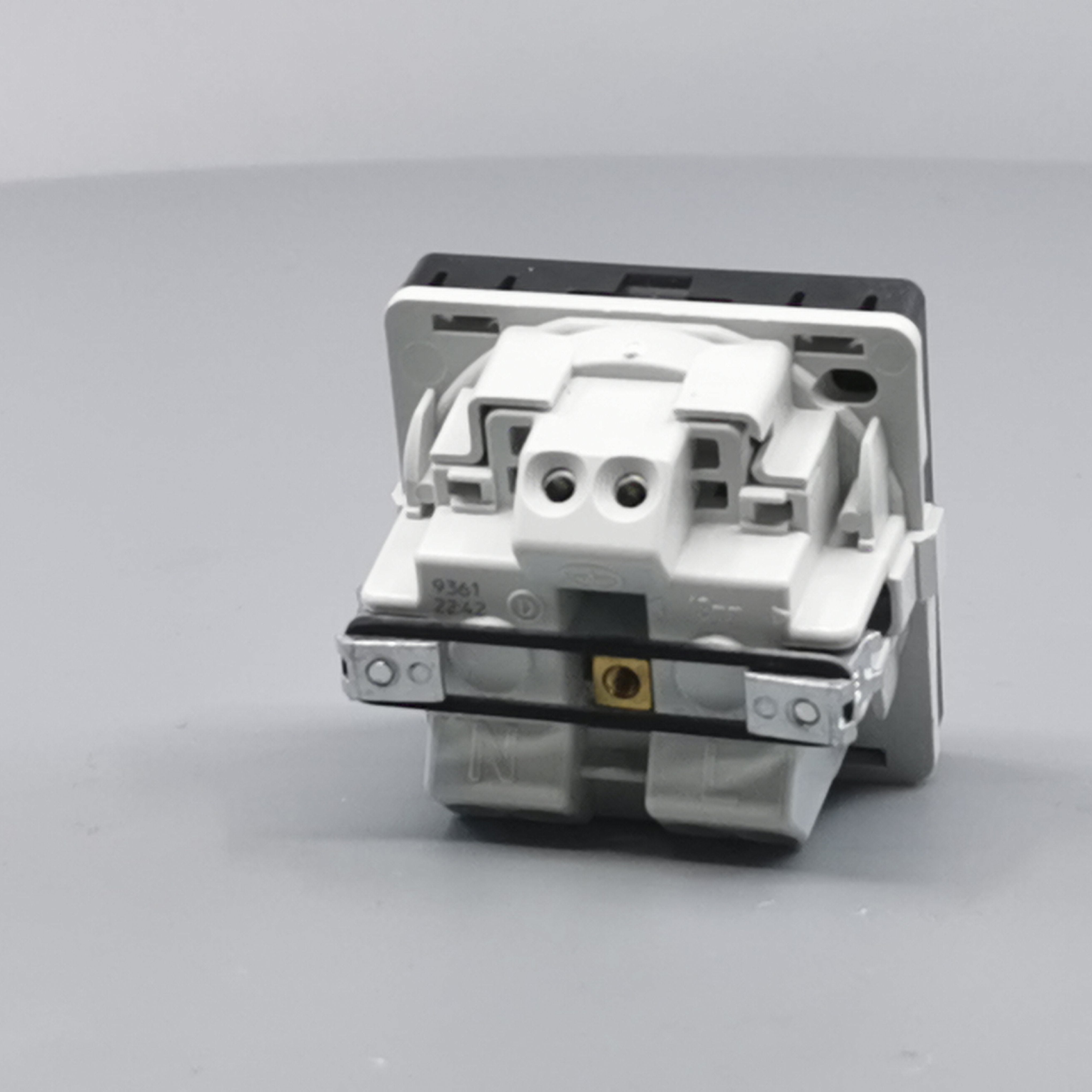 LK Fuga stikkontakt 1 modul m LED -lampe koksgrå