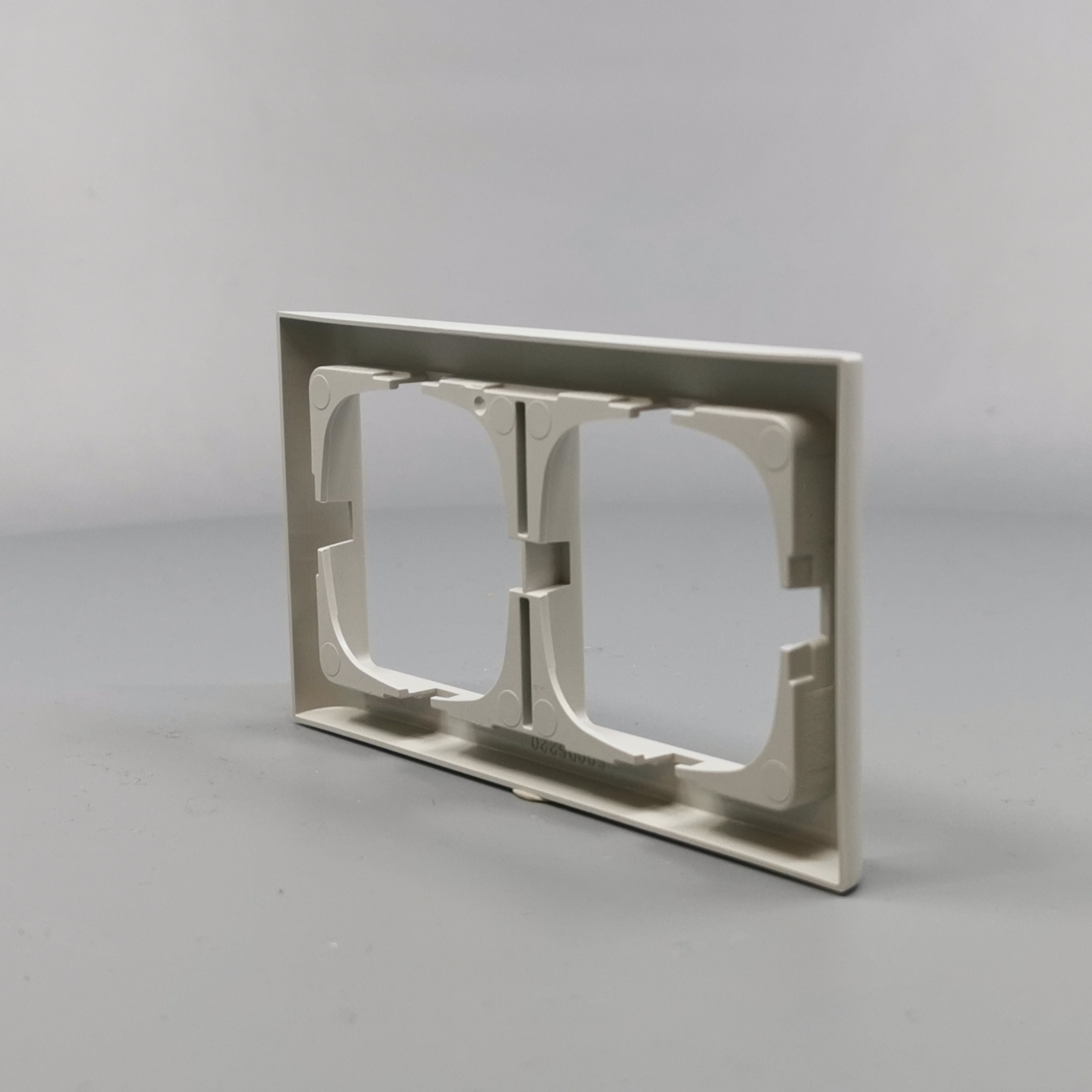 LK Fuga ramme Softline 63 2m vandret - lysegrå