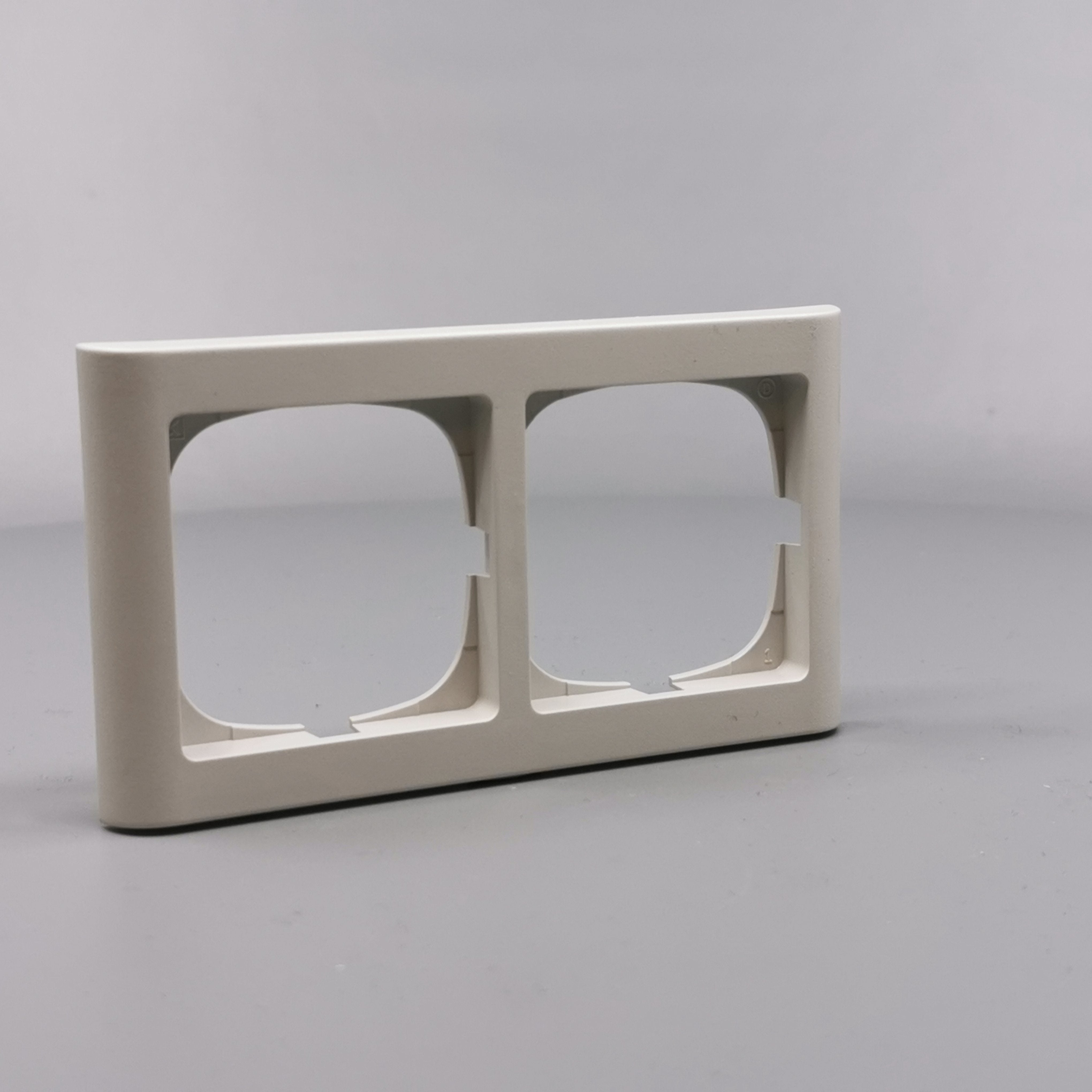 LK Fuga ramme Softline 63 2m vandret - lysegrå