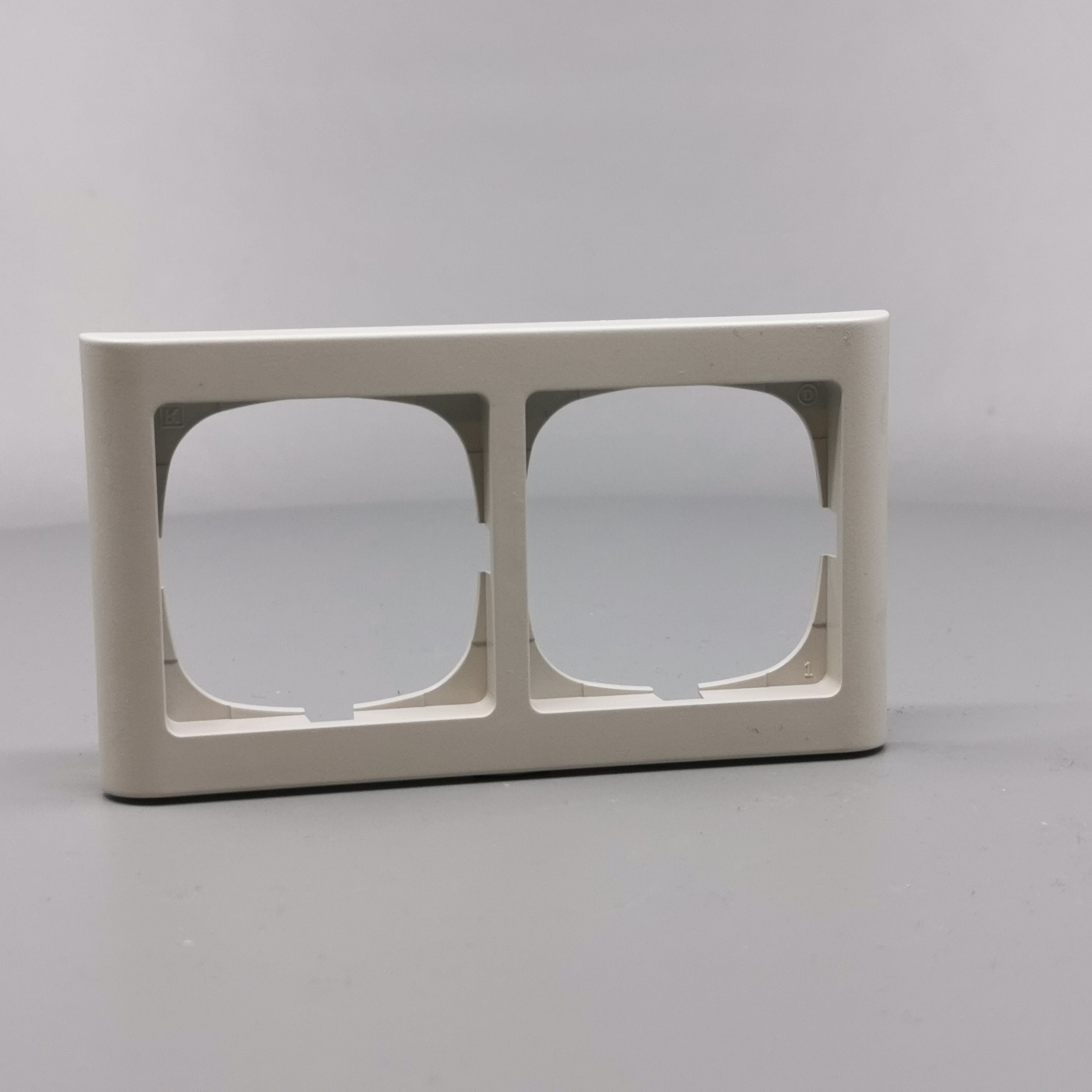 LK Fuga ramme Softline 63 2m vandret - lysegrå