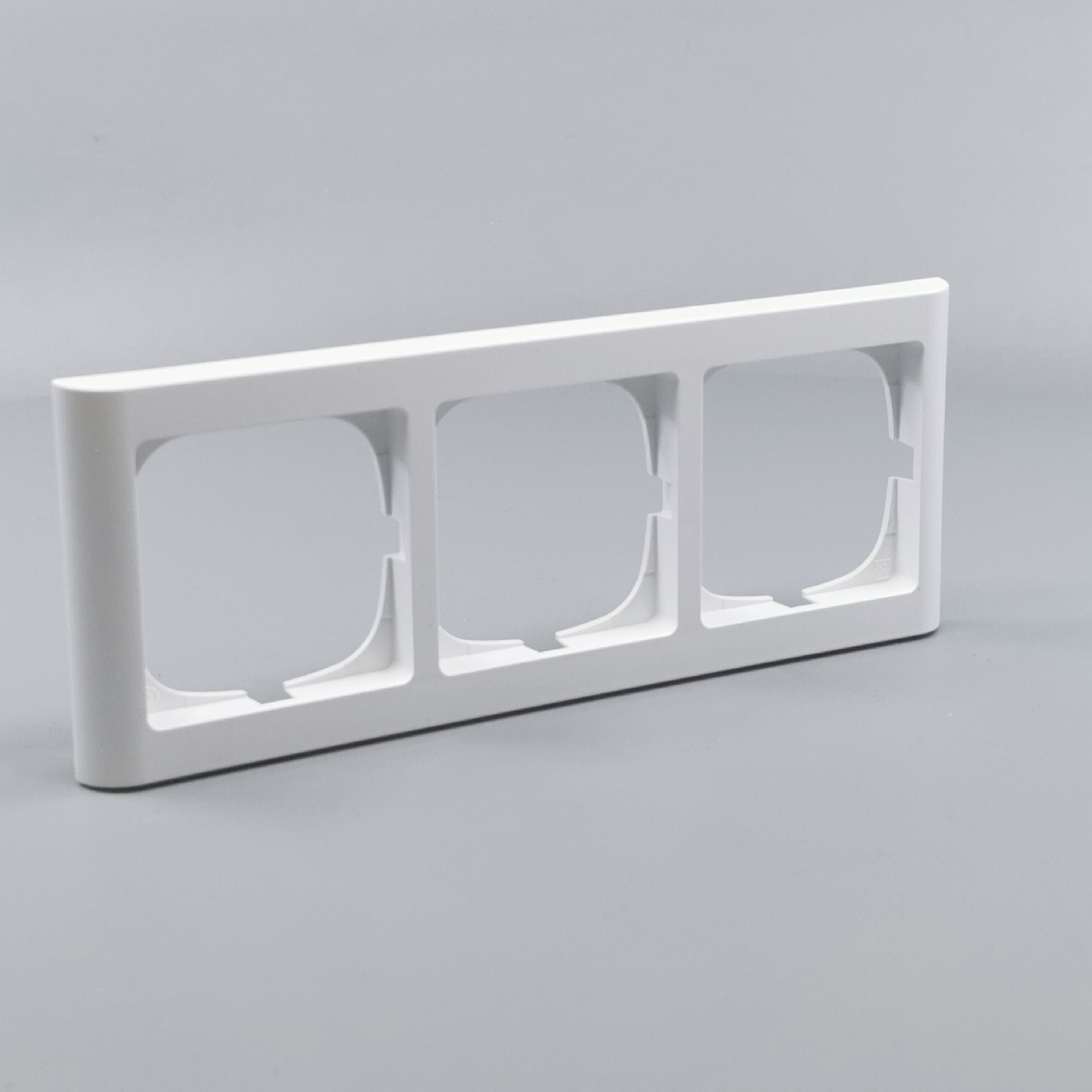 LK Fuga ramme Softline 63 3m vandret - hvid