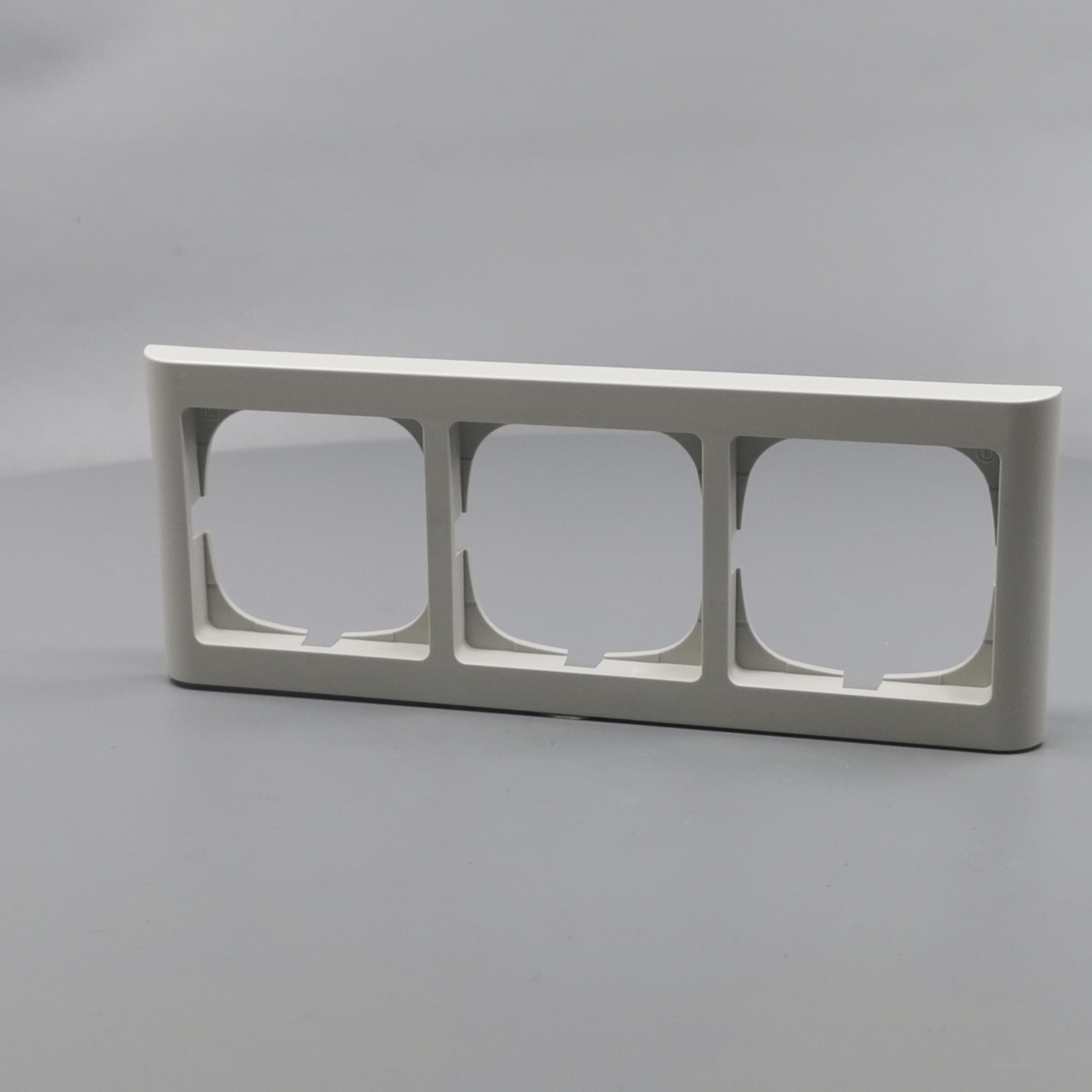 LK Fuga ramme Softline 63 3m vandret - lysegrå