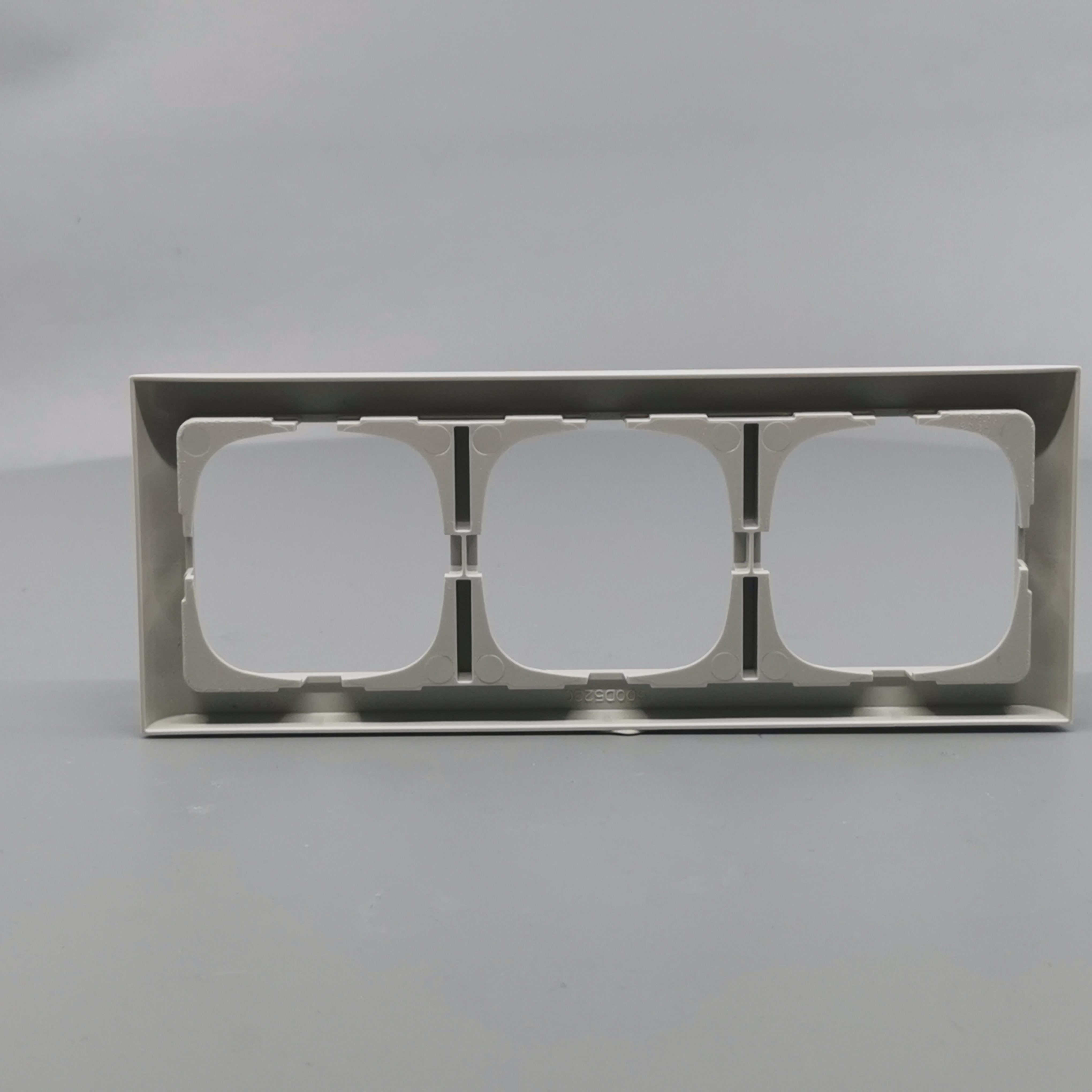 LK Fuga ramme Softline 63 3m vandret - lysegrå