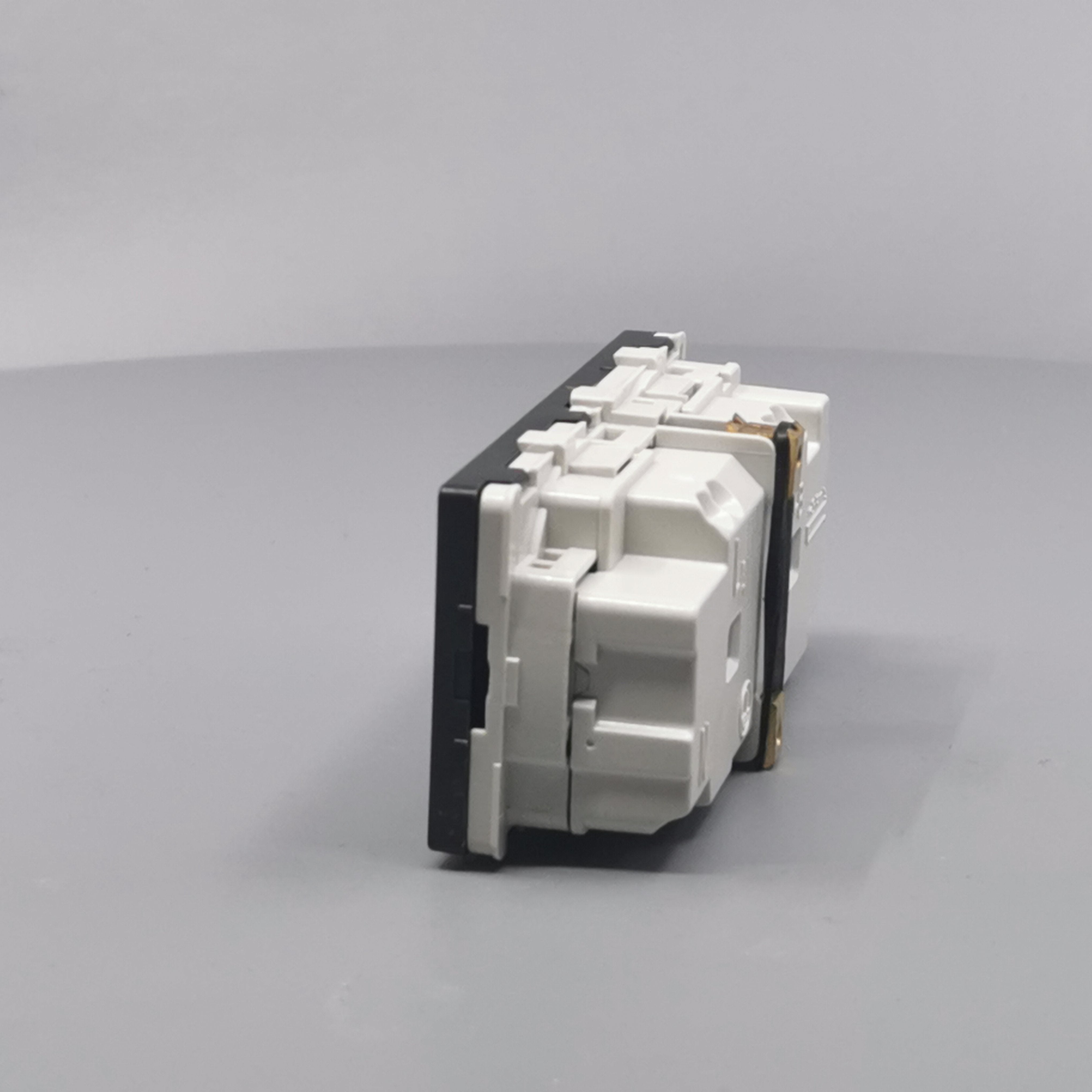 Stikkontakt 2 modul 2 tænd. 2-pol m. jord koksgrå