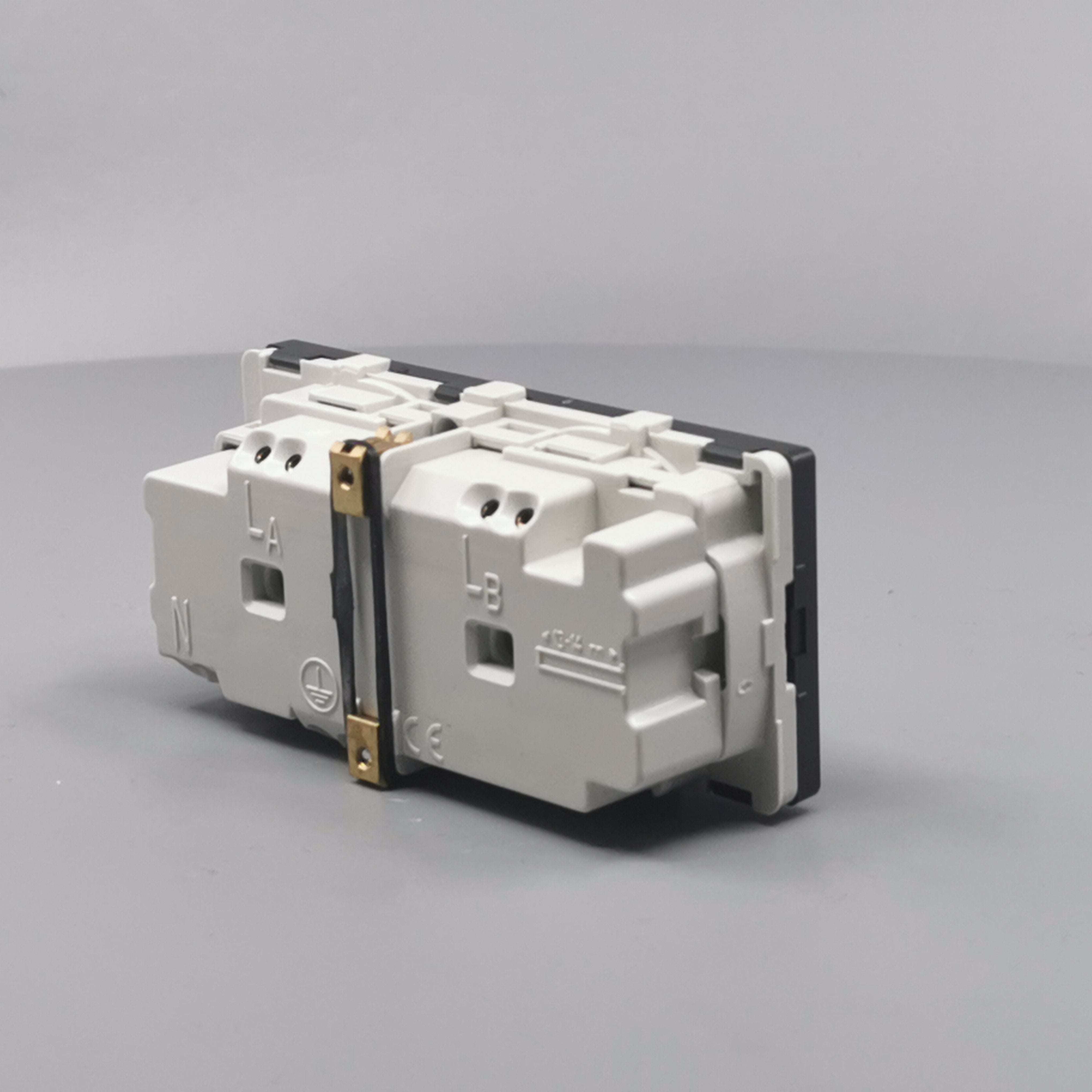 Stikkontakt 2 modul 2 tænd. 2-pol m. jord koksgrå