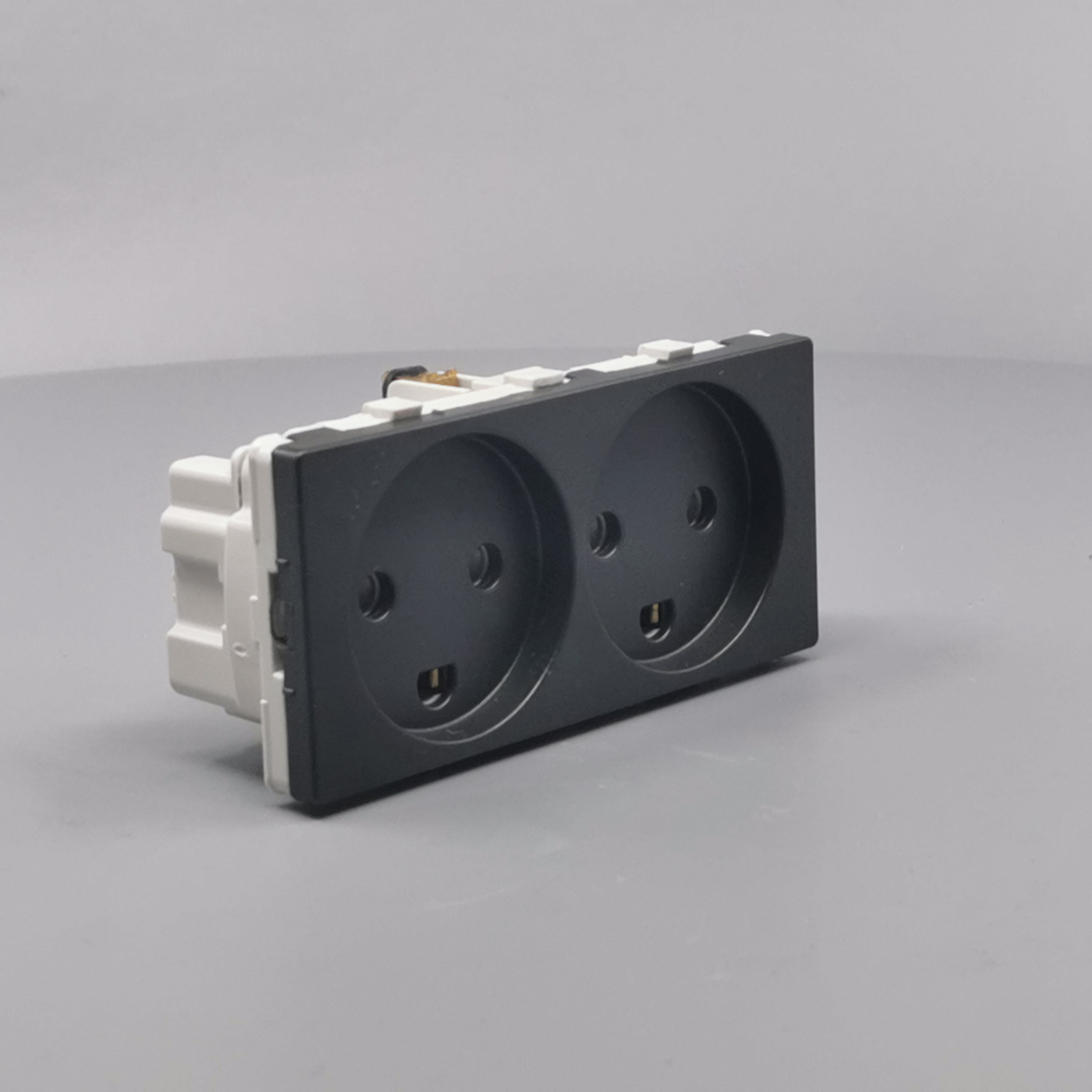 Stikkontakt 2 modul 2 tænd. 2-pol m. jord koksgrå