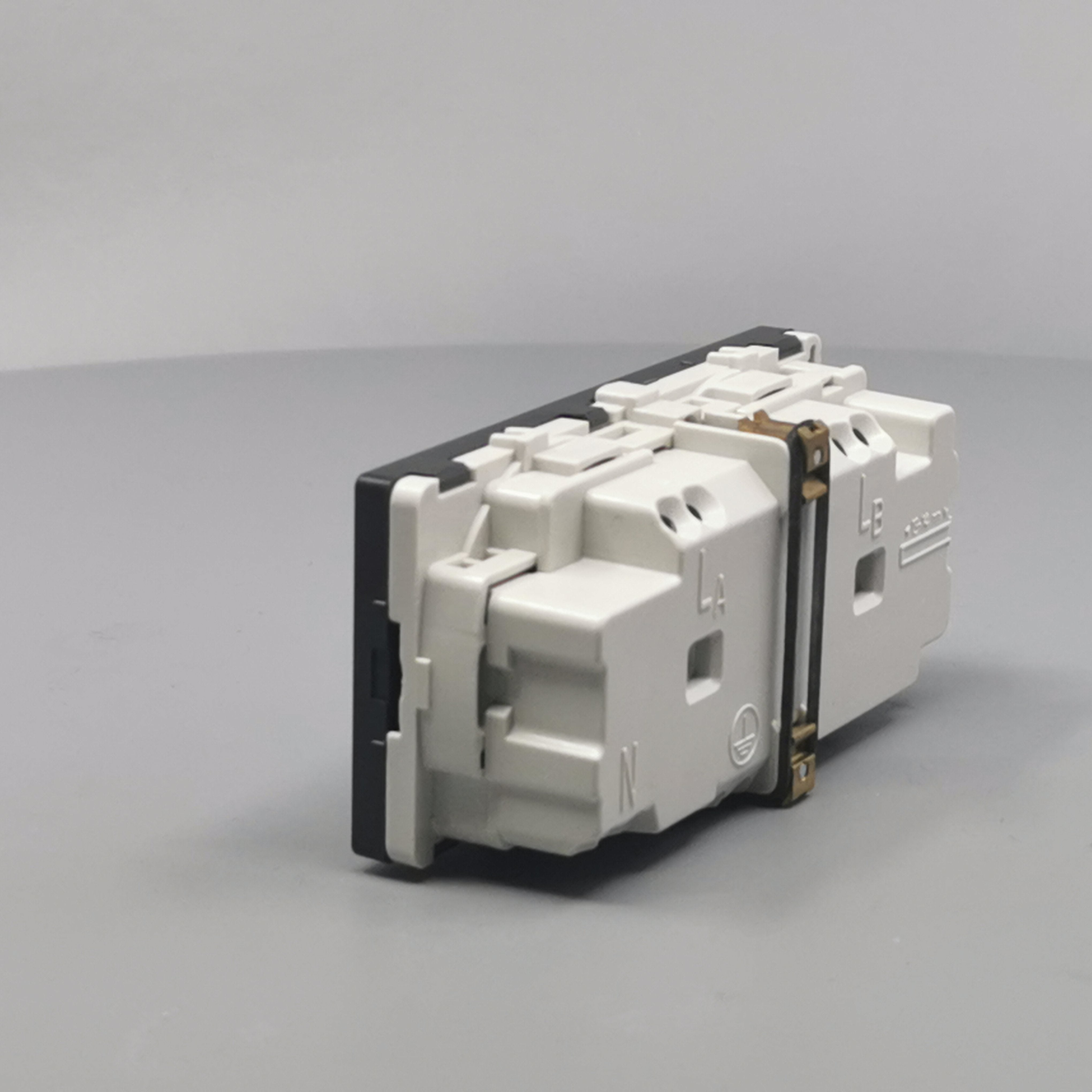 Stikkontakt EDB 2 modul 2-pol med jord koksgrå