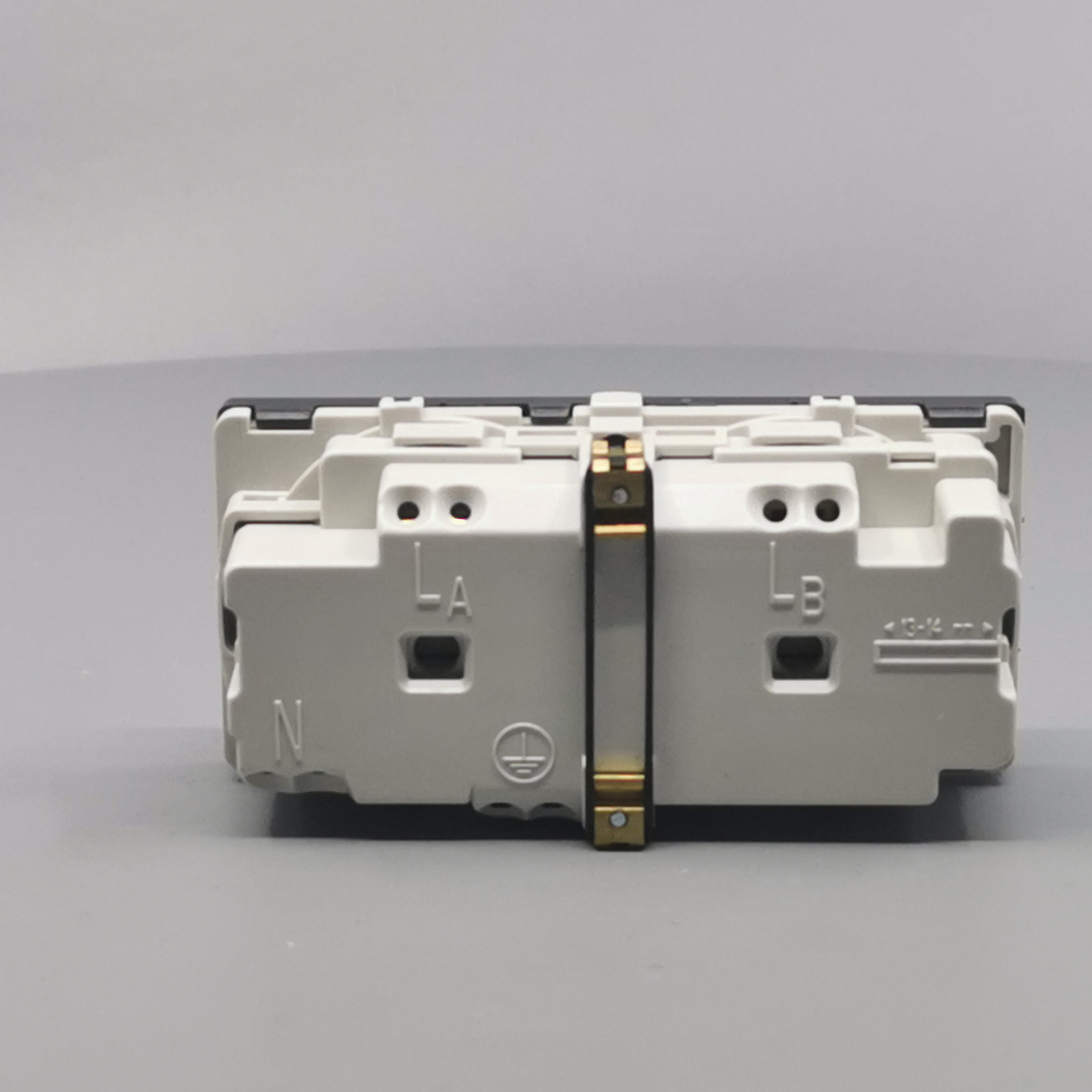 Stikkontakt EDB 2 modul 2-pol med jord koksgrå