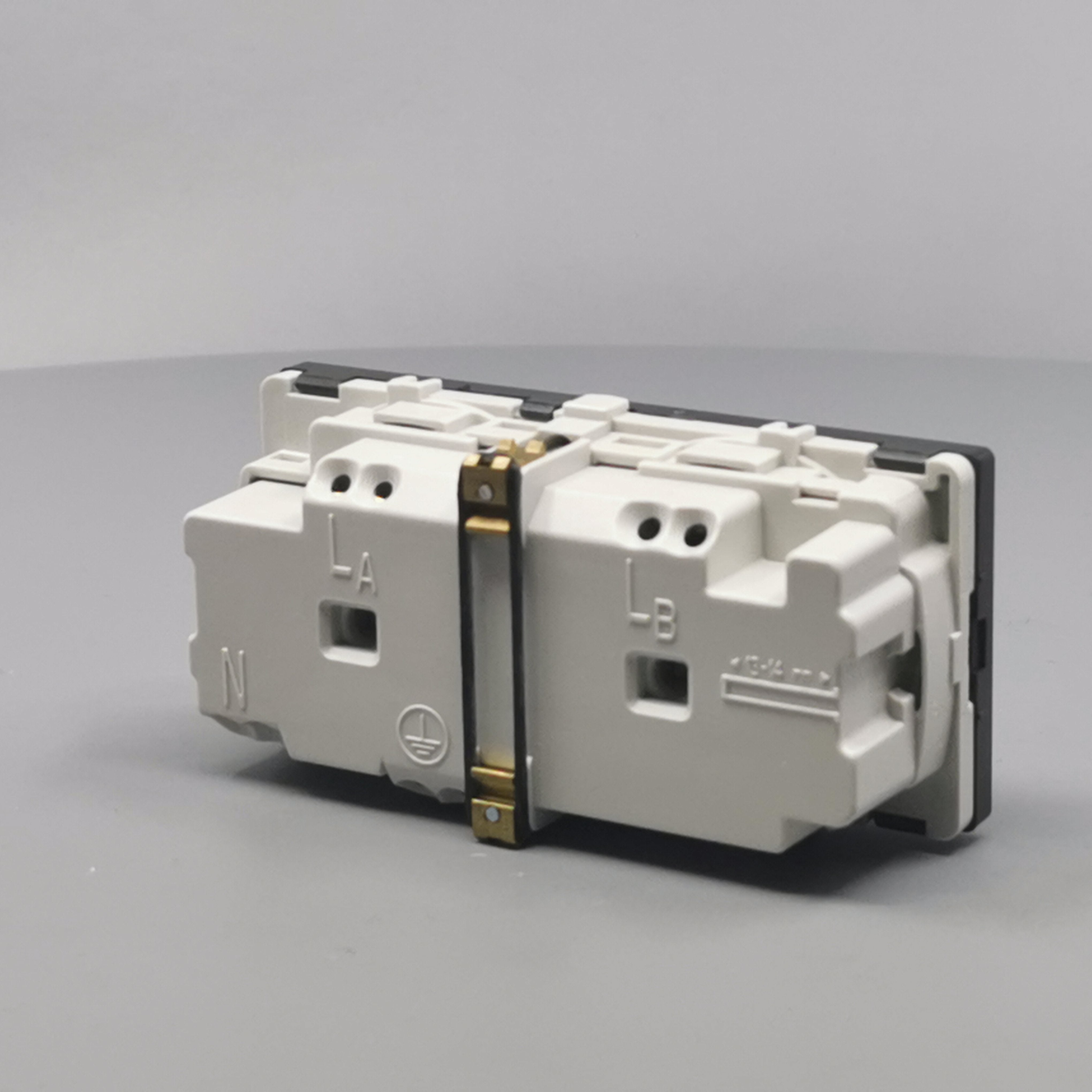 Stikkontakt EDB 2 modul 2-pol med jord koksgrå