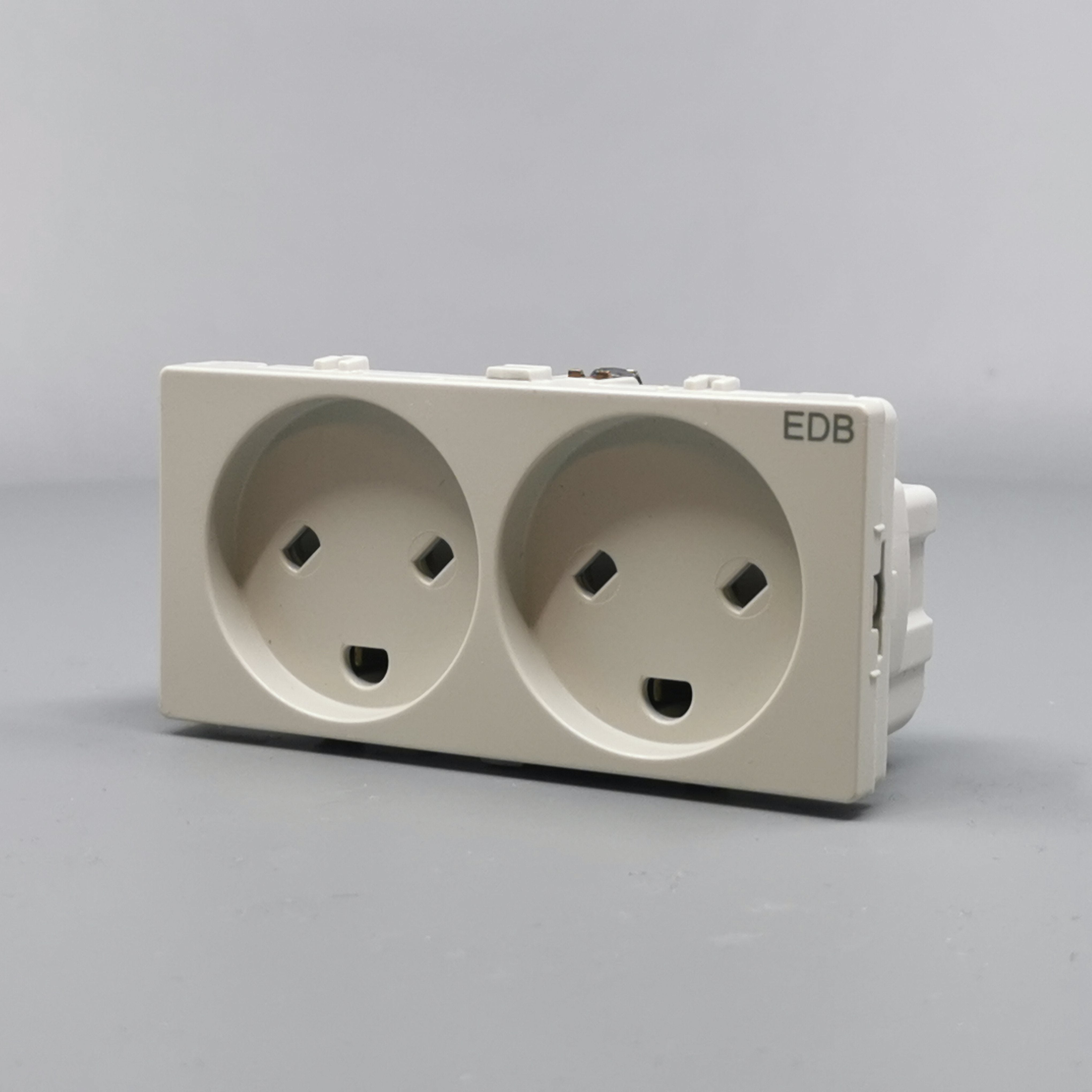 Stikkontakt EDB 2 modul 2-pol med jord lysegrå