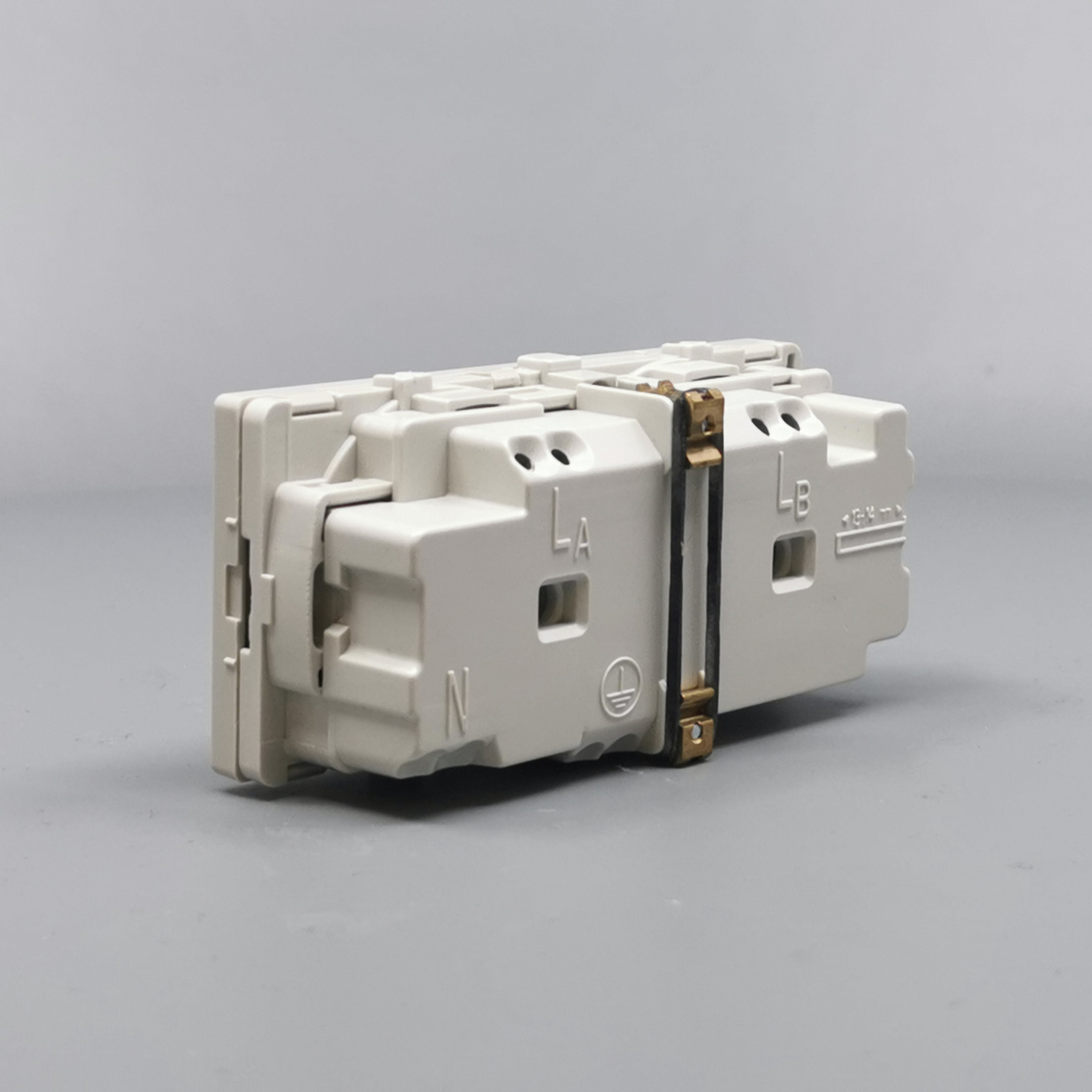 Stikkontakt EDB 2 modul 2-pol med jord lysegrå