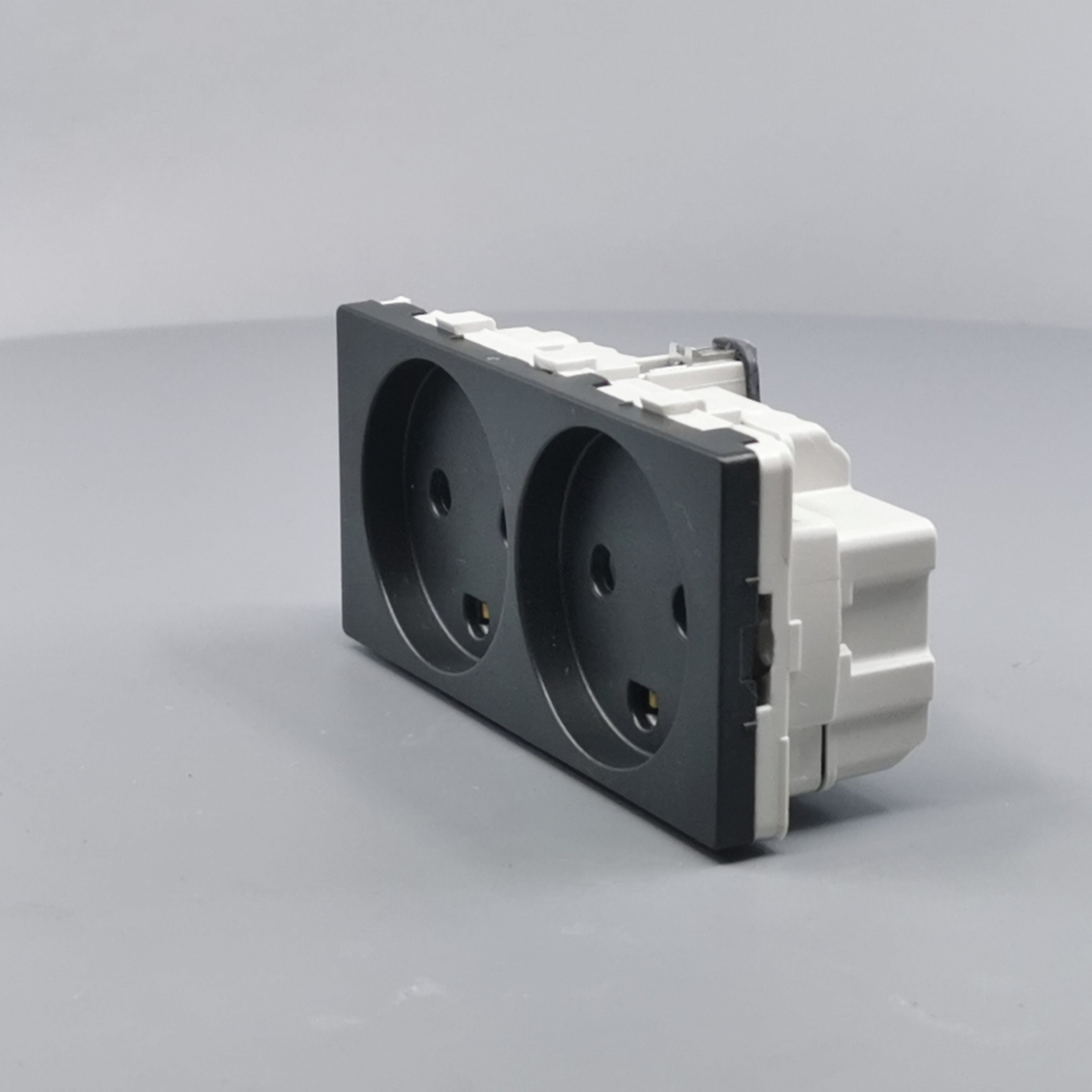 Fuga Stikkontakt 2 modul 2-pol med jord koksgrå