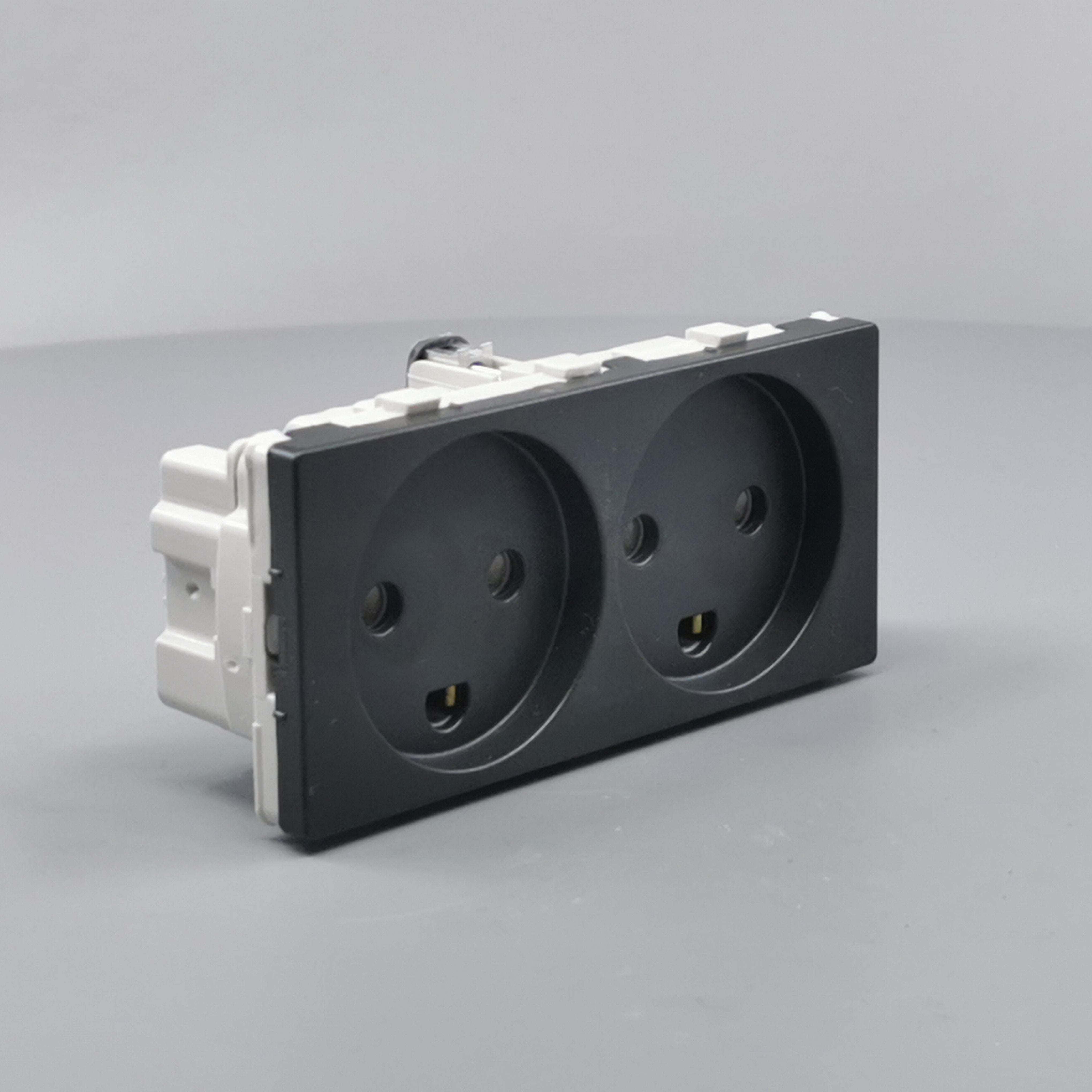 Fuga Stikkontakt 2 modul 2-pol med jord koksgrå