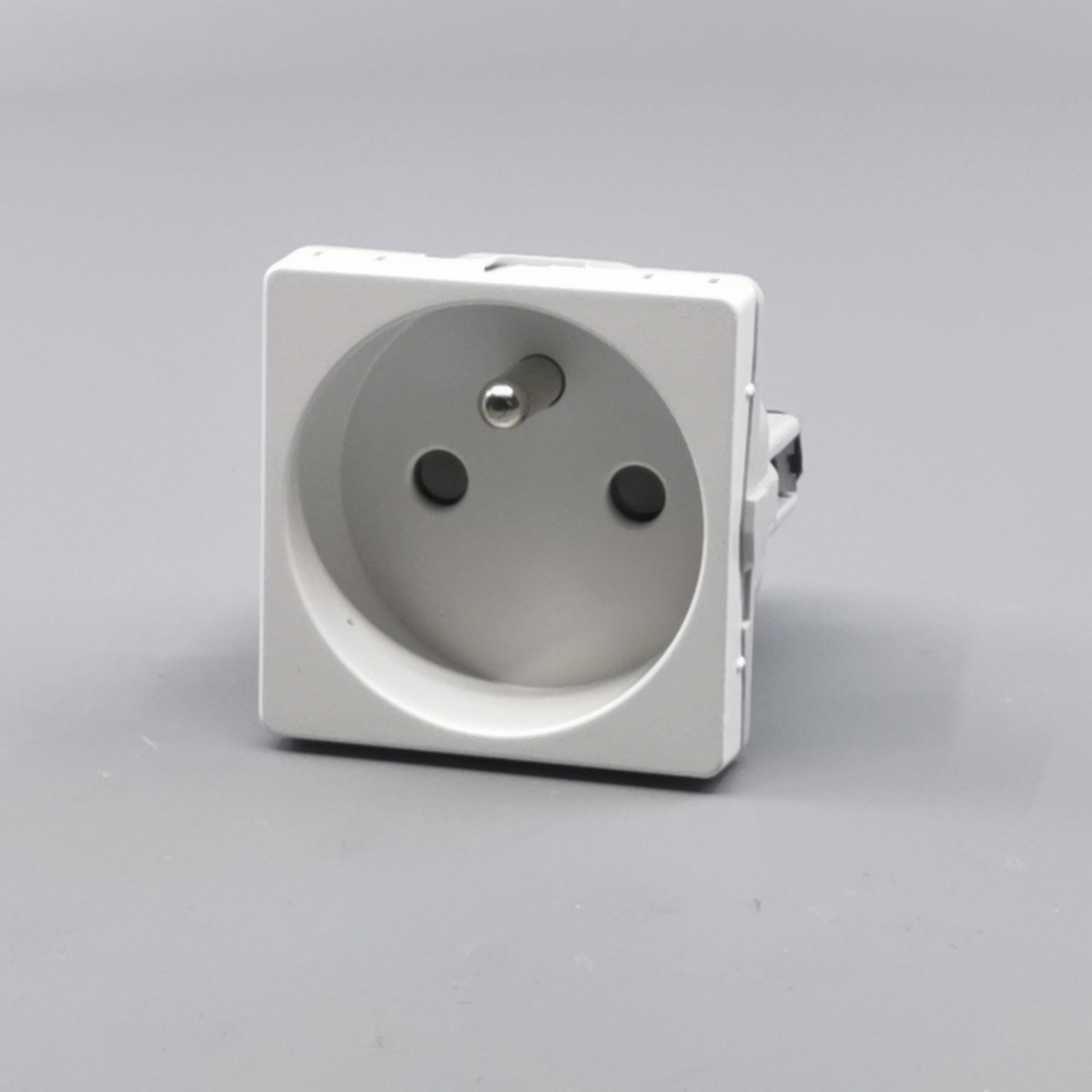 Fuga stikkontakt m. pindjord 1 modul 2-pol - hvid