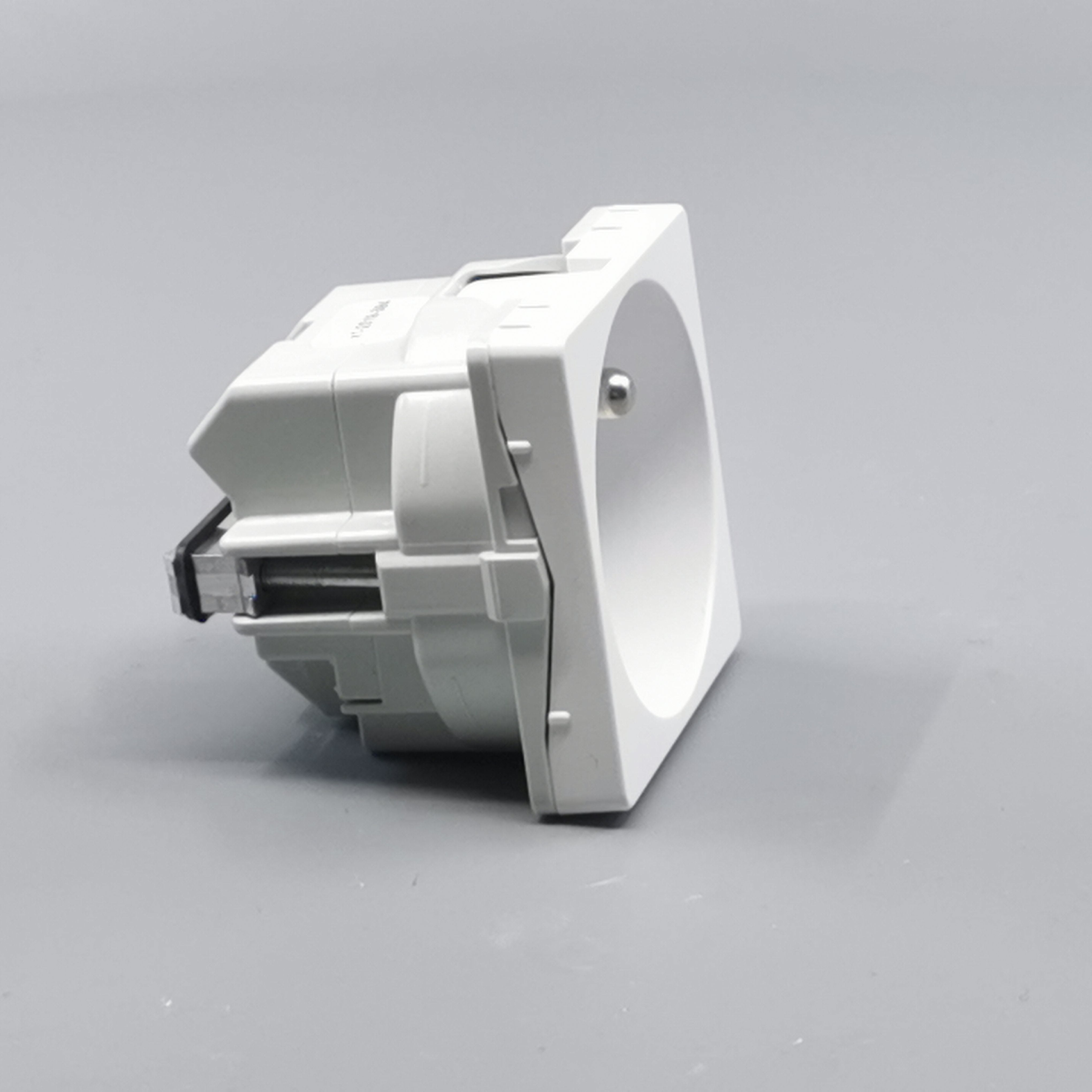 Fuga stikkontakt m. pindjord 1 modul 2-pol - hvid